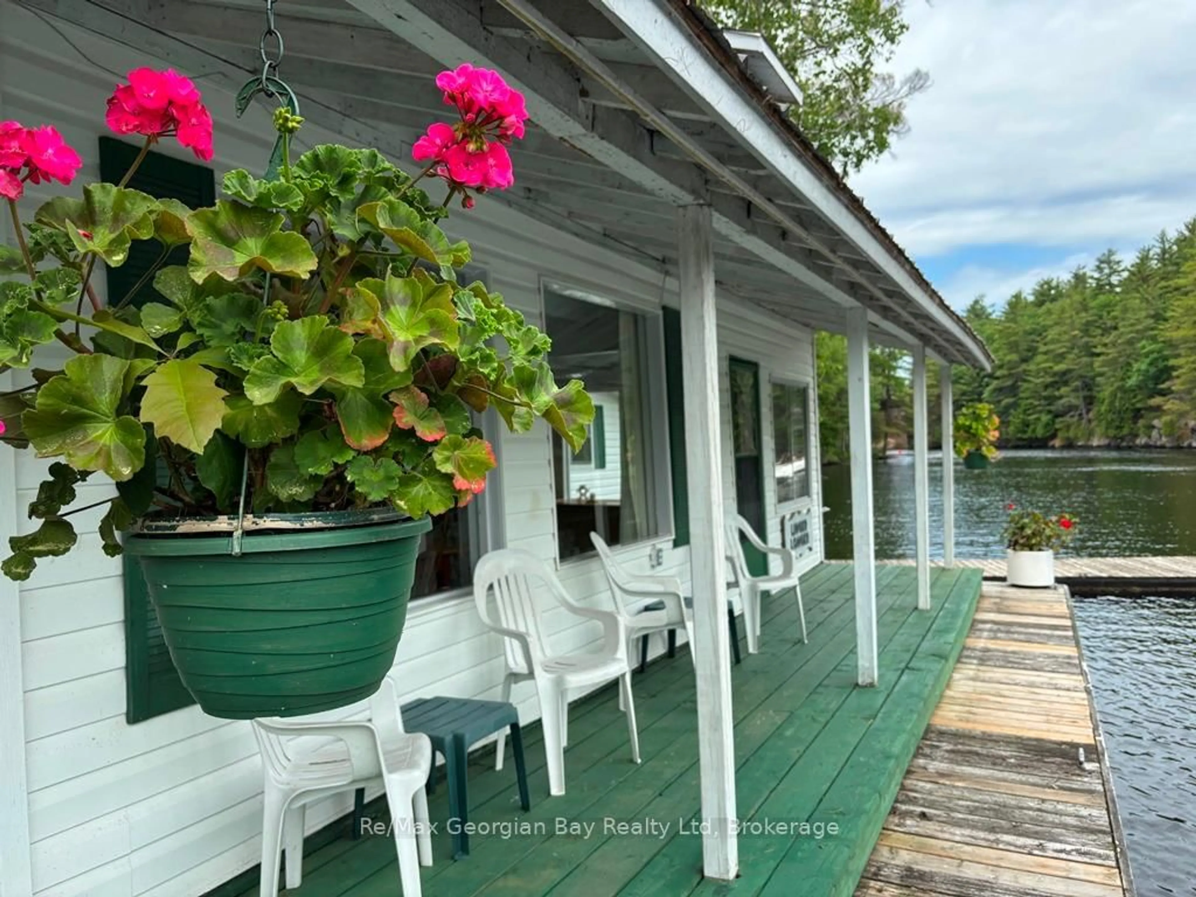 Patio, water/lake/river/ocean view for 2865 SEVERN RIVER, Severn Ontario L0K 1E0