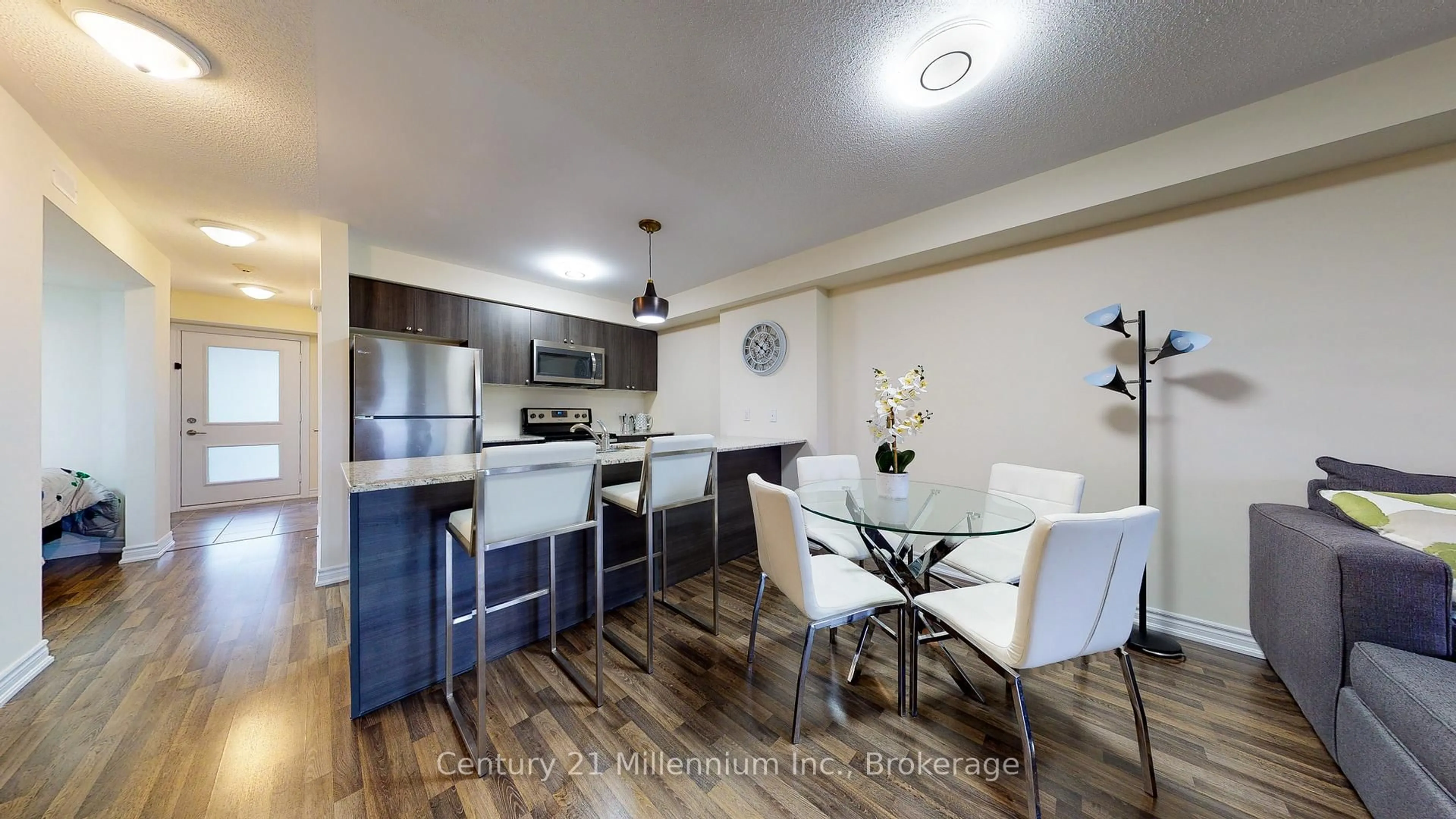 Open concept kitchen, wood/laminate floor for 6 Anchorage Cres #205, Collingwood Ontario L9Y 0Y6