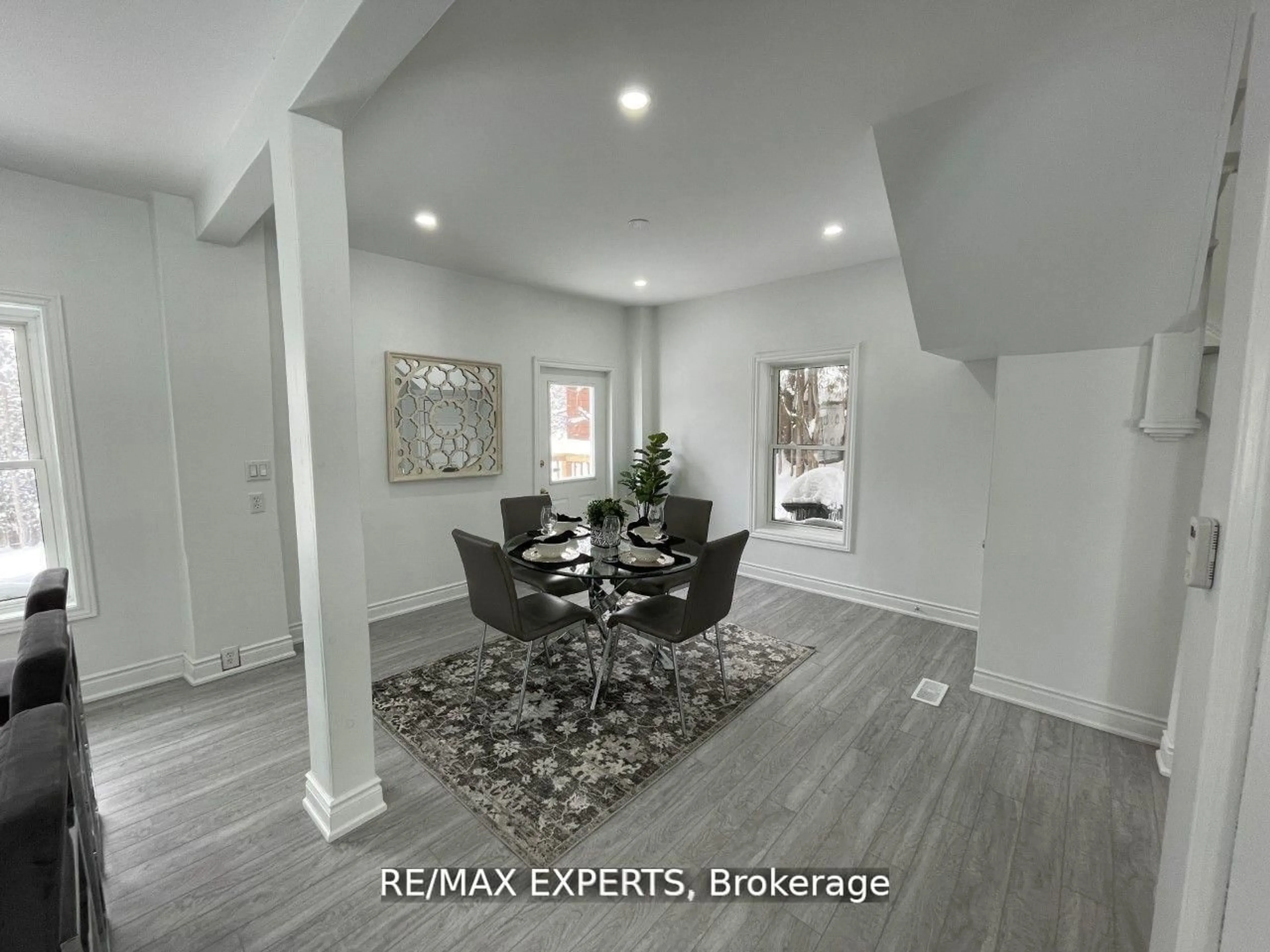 A pic of a room for 509 Nottingham St, Tay Ontario L0K 1R0
