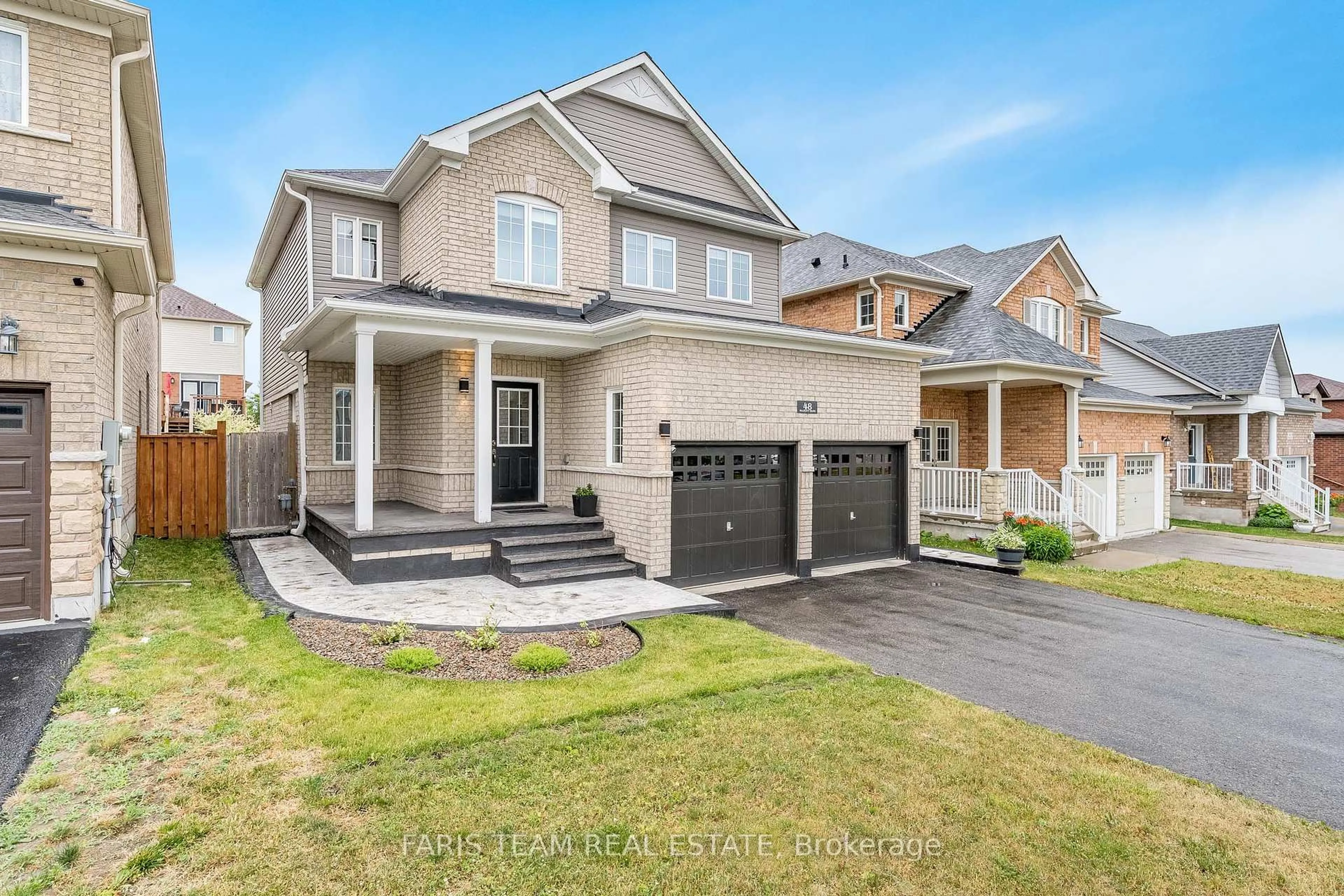 Home with brick exterior material, street for 48 Majesty Blvd, Barrie Ontario L4M 0E4