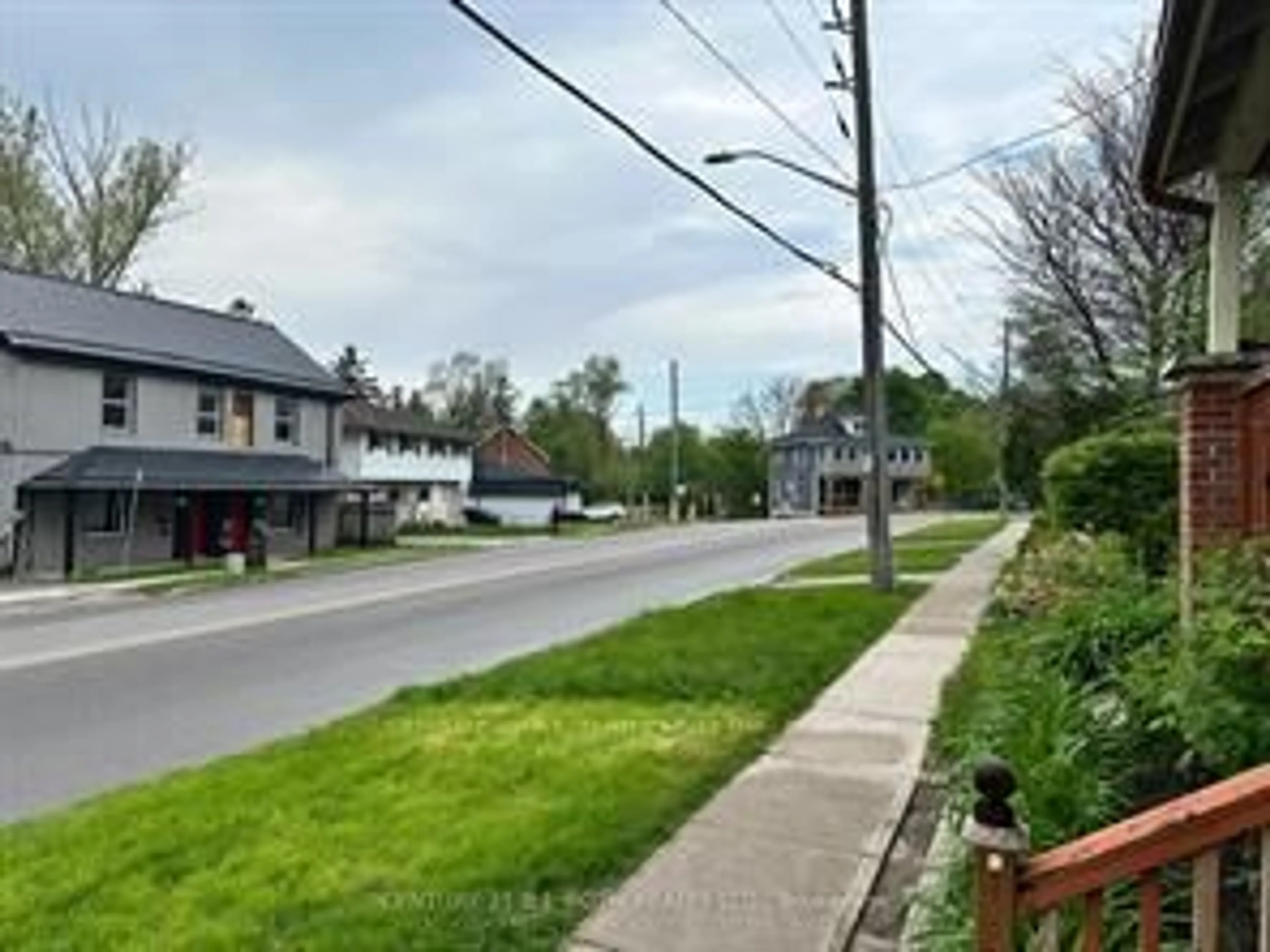 Unknown for 99 Mulcaster St, Barrie Ontario L4M 3M7