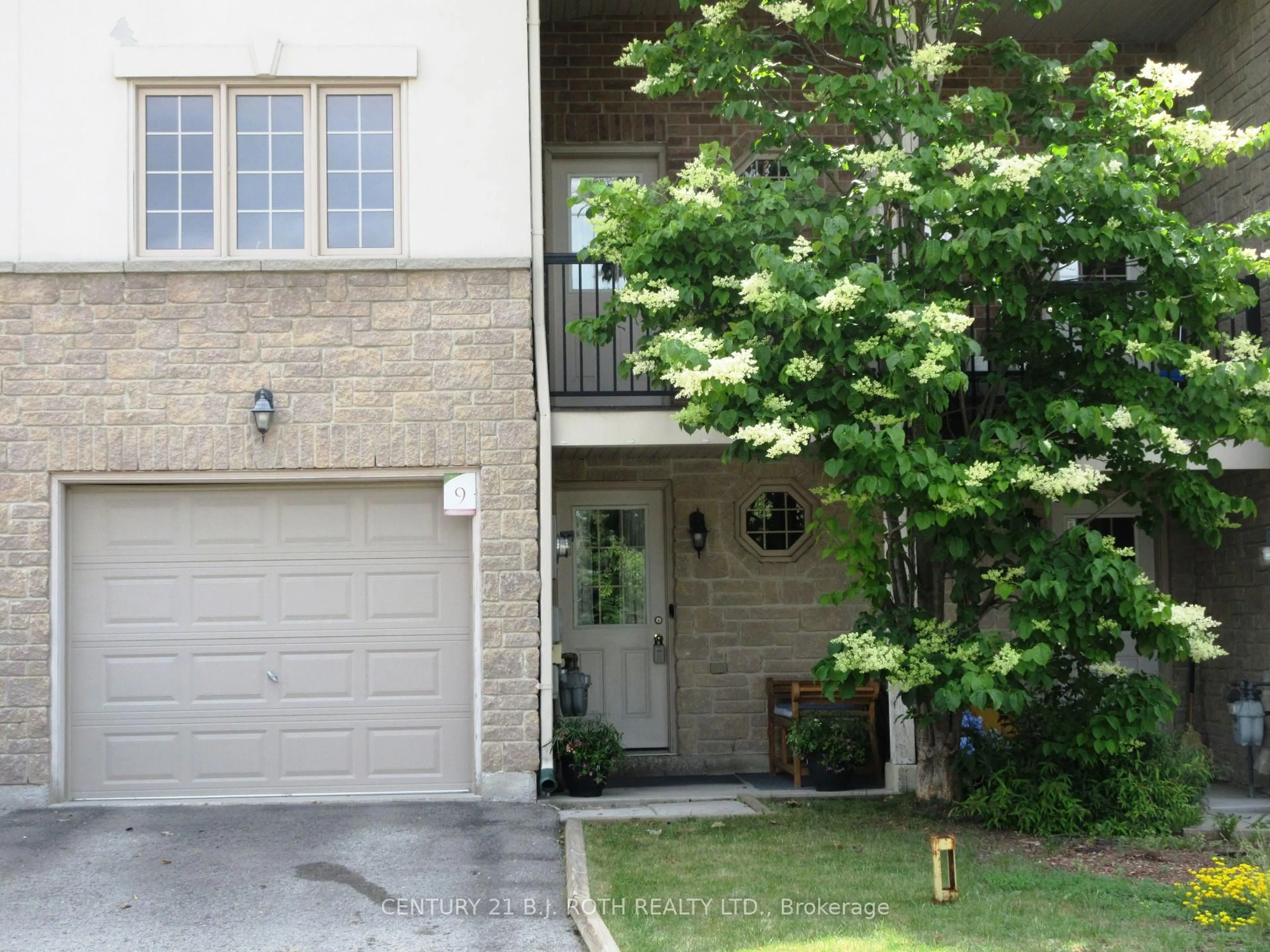 Unknown for 175 Stanley St #9, Barrie Ontario L4M 0G2