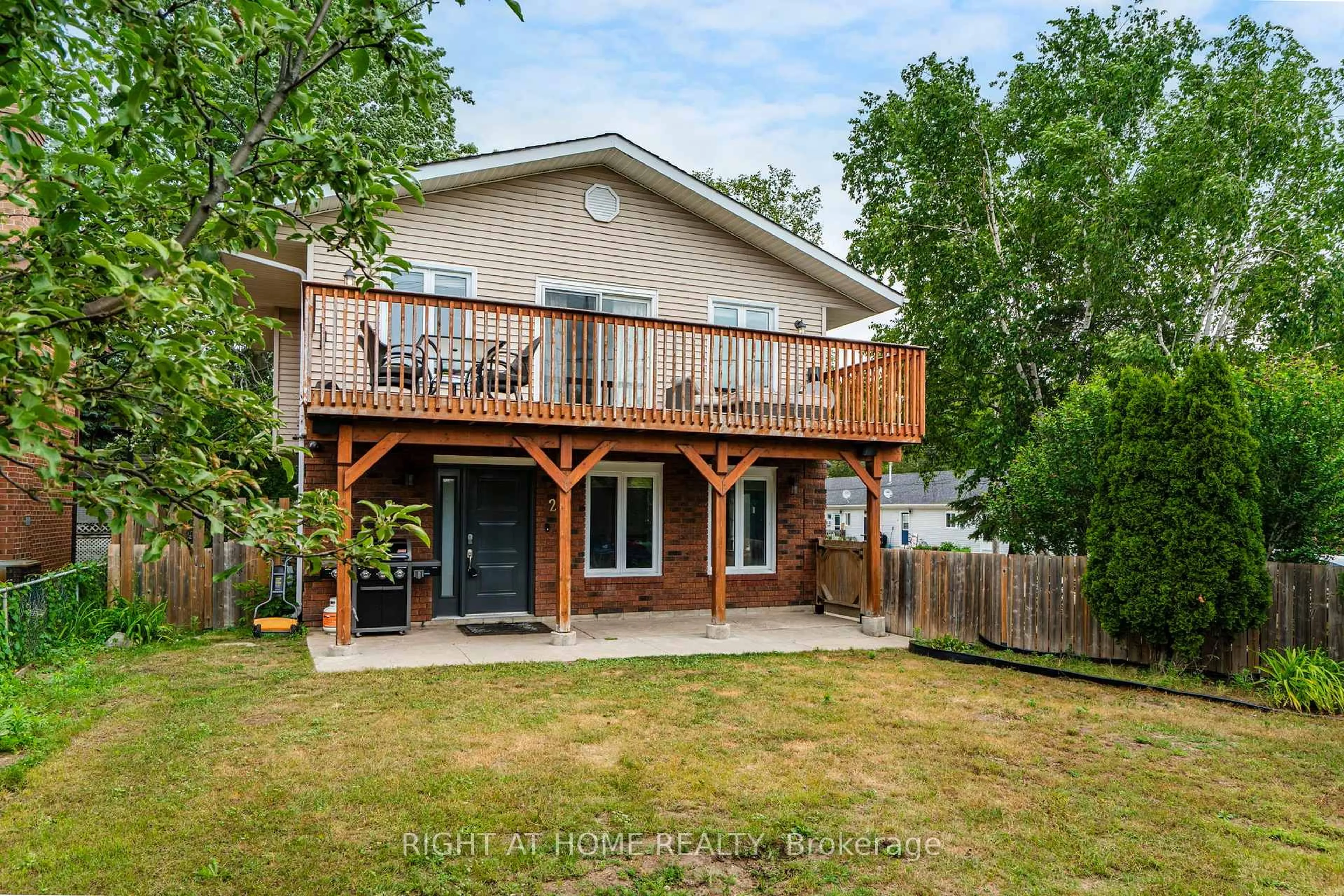 Patio, unknown for 24 Puccini Dr, Wasaga Beach Ontario L9Z 1Z4