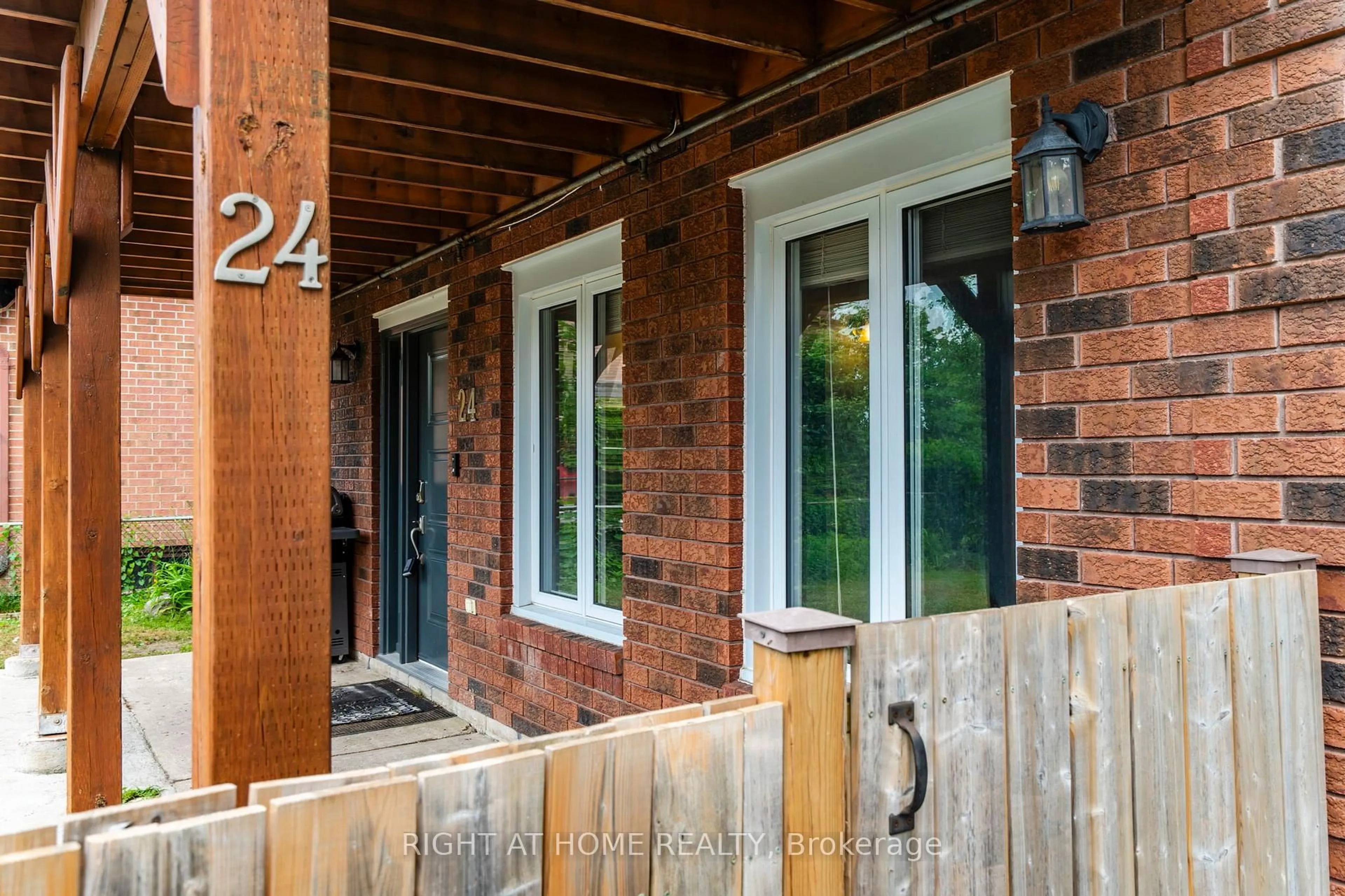 Unknown for 24 Puccini Dr, Wasaga Beach Ontario L9Z 1Z4