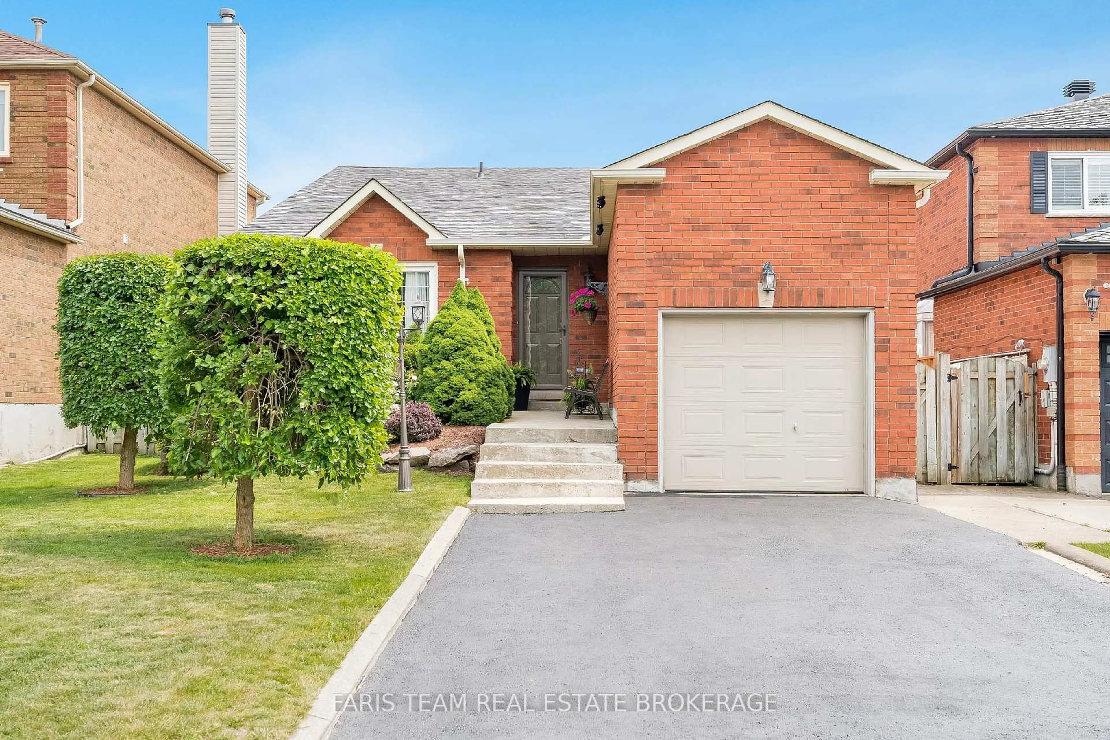 Home with brick exterior material, street for 41 McDougall Dr, Barrie Ontario L4N 7H7
