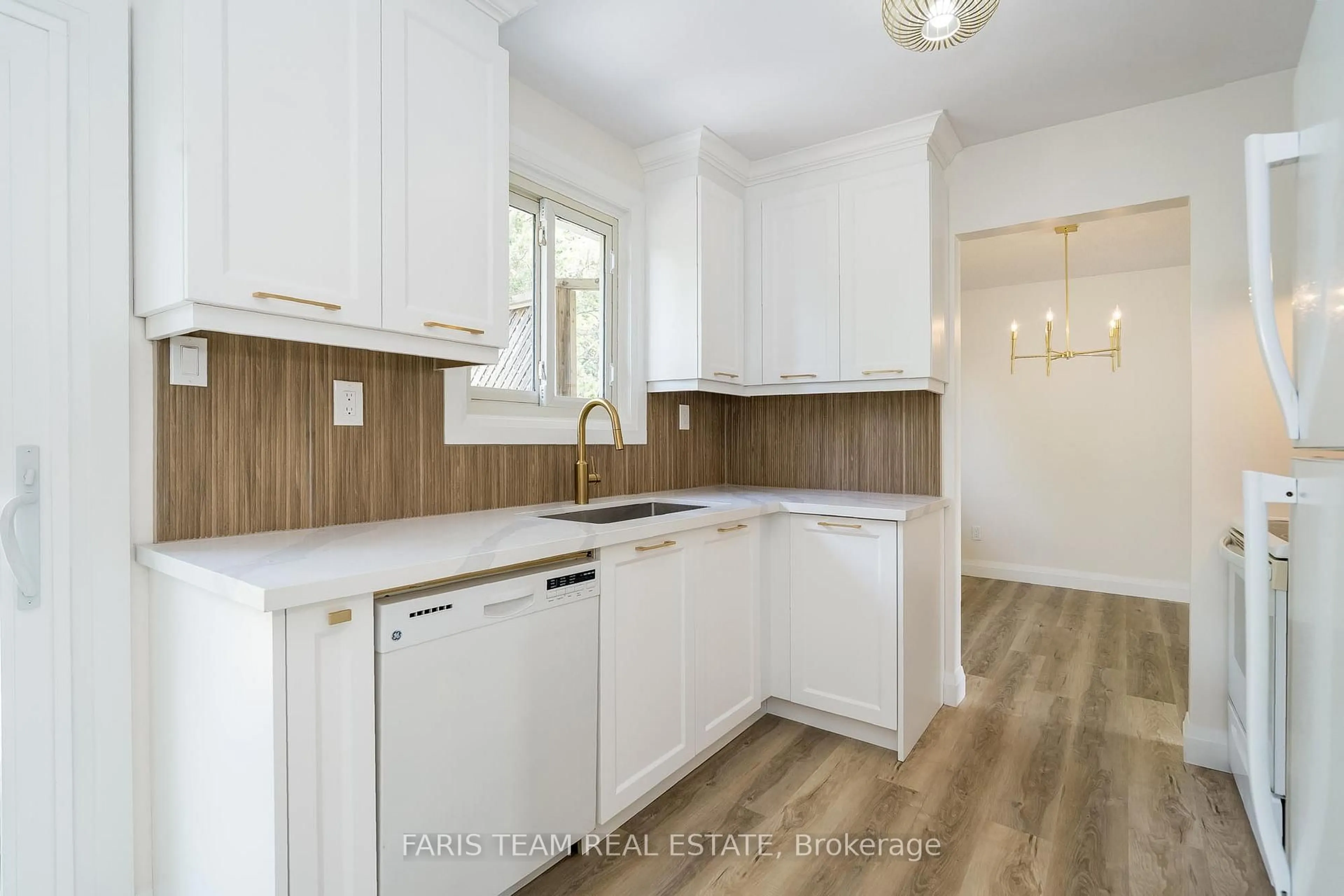 Open concept kitchen, unknown for 356 Lescaut Rd, Midland Ontario L4R 2P2