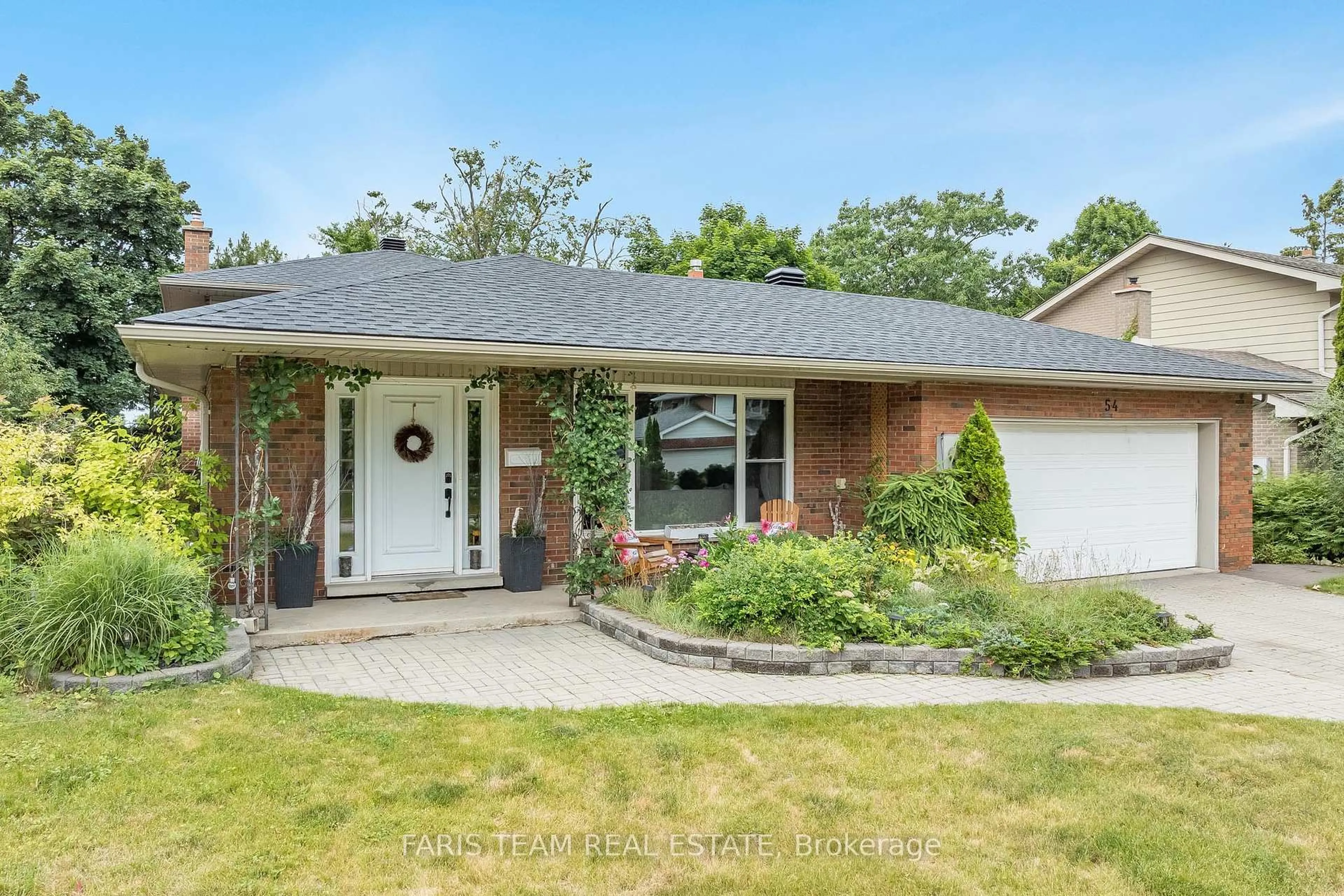 Home with brick exterior material, street for 54 Marshall St, Barrie Ontario L4N 3S7