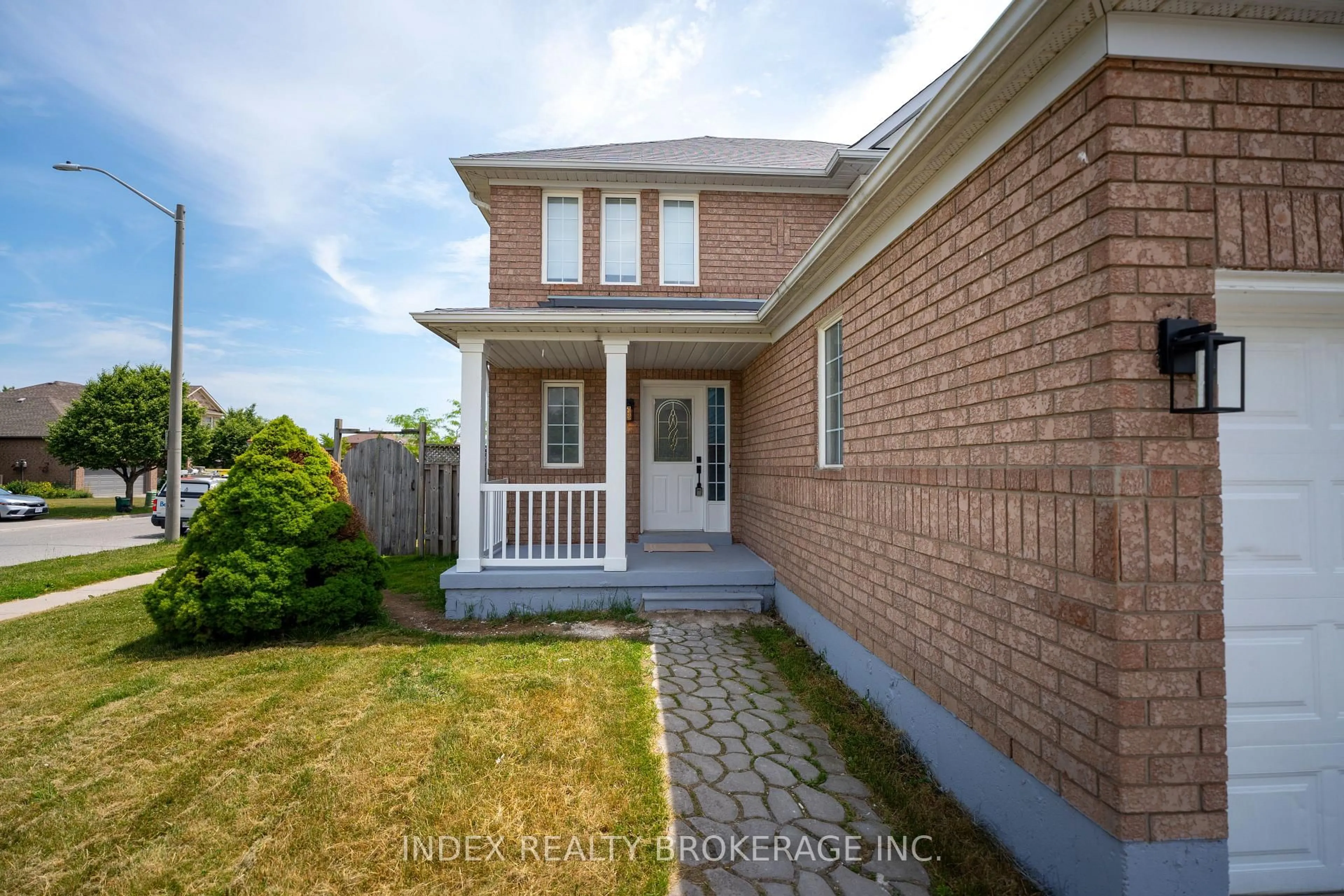 Home with brick exterior material, street for 106 Brighton Rd, Barrie Ontario L4M 6S2
