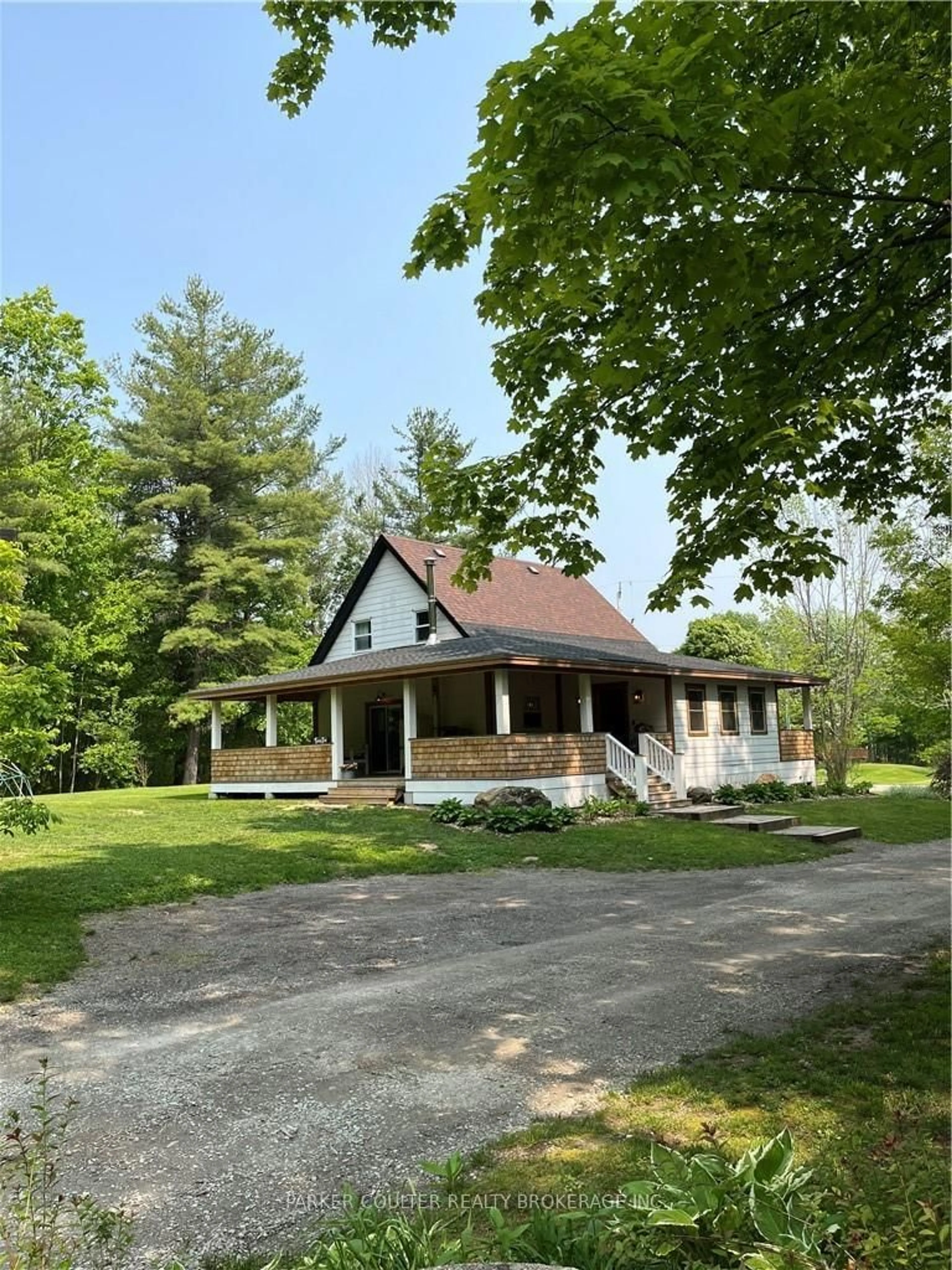 A pic from outside/outdoor area/front of a property/back of a property/a pic from drone, street for 2352 Mcdonald Rd, Springwater Ontario L0L 1P0