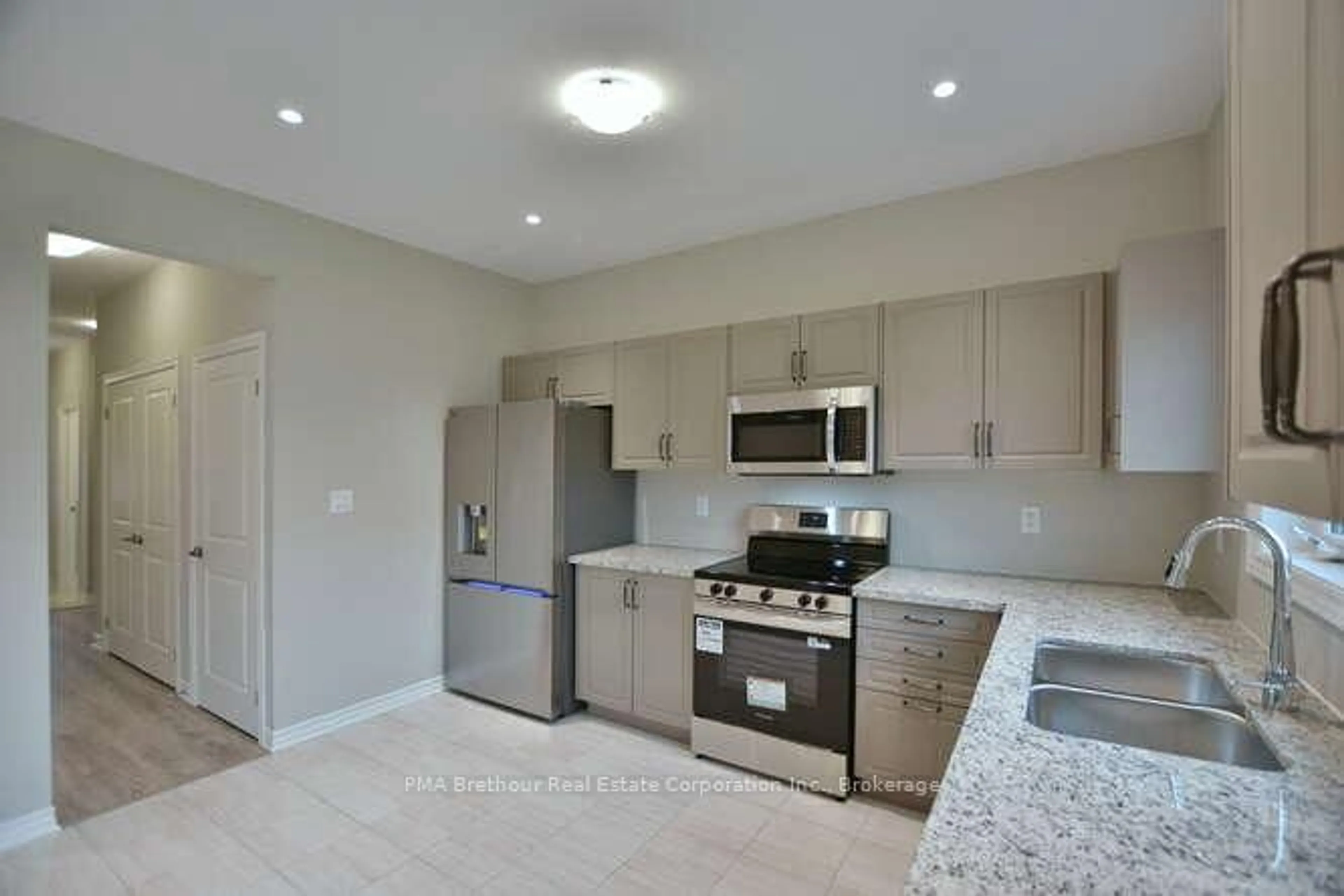 Open concept kitchen, ceramic/tile floor for 212 Cubitt St, Clearview Ontario L0M 1S0