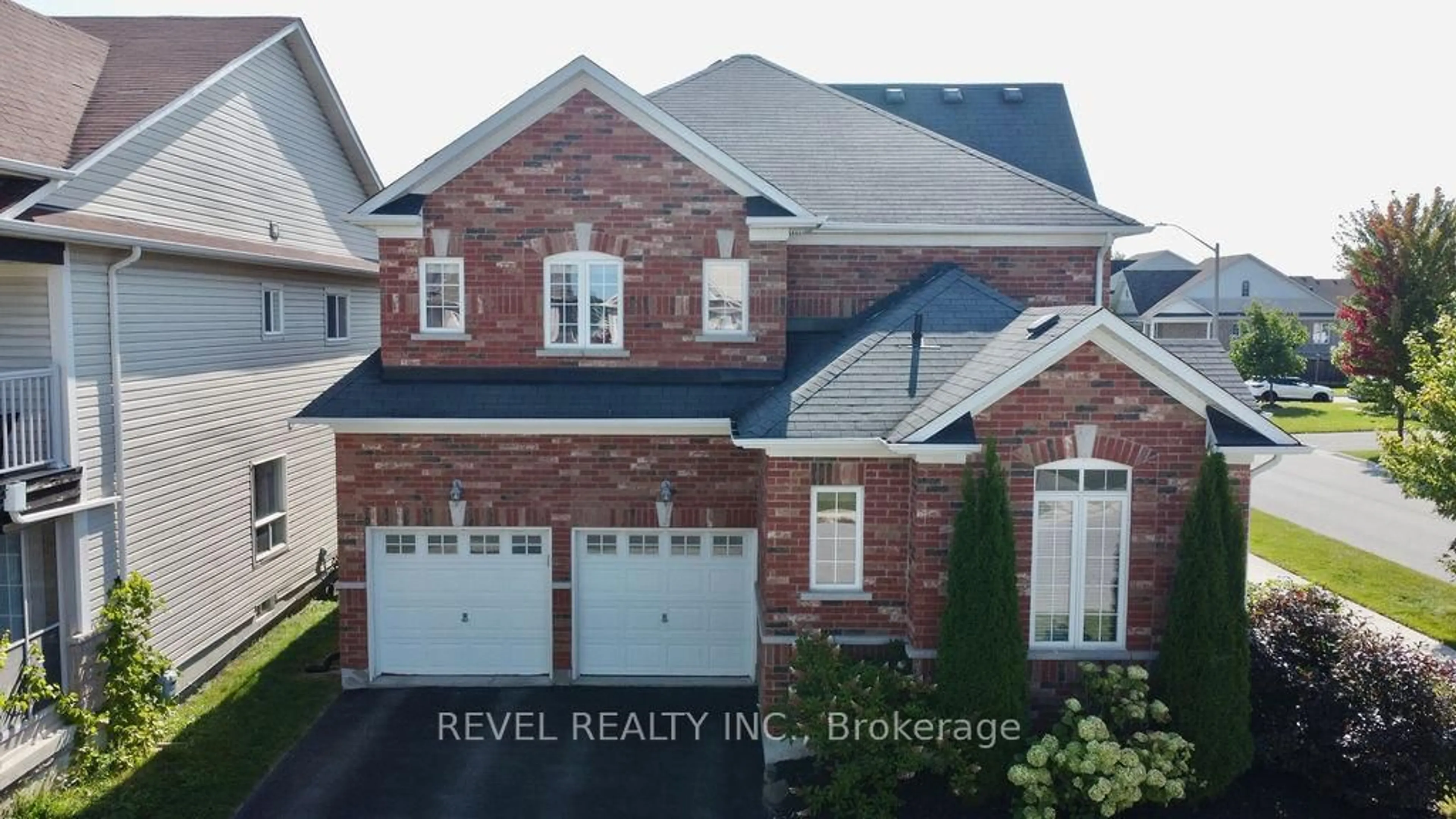 Home with brick exterior material, street for 166 SUCCESSION Cres, Barrie Ontario L4M 7H4