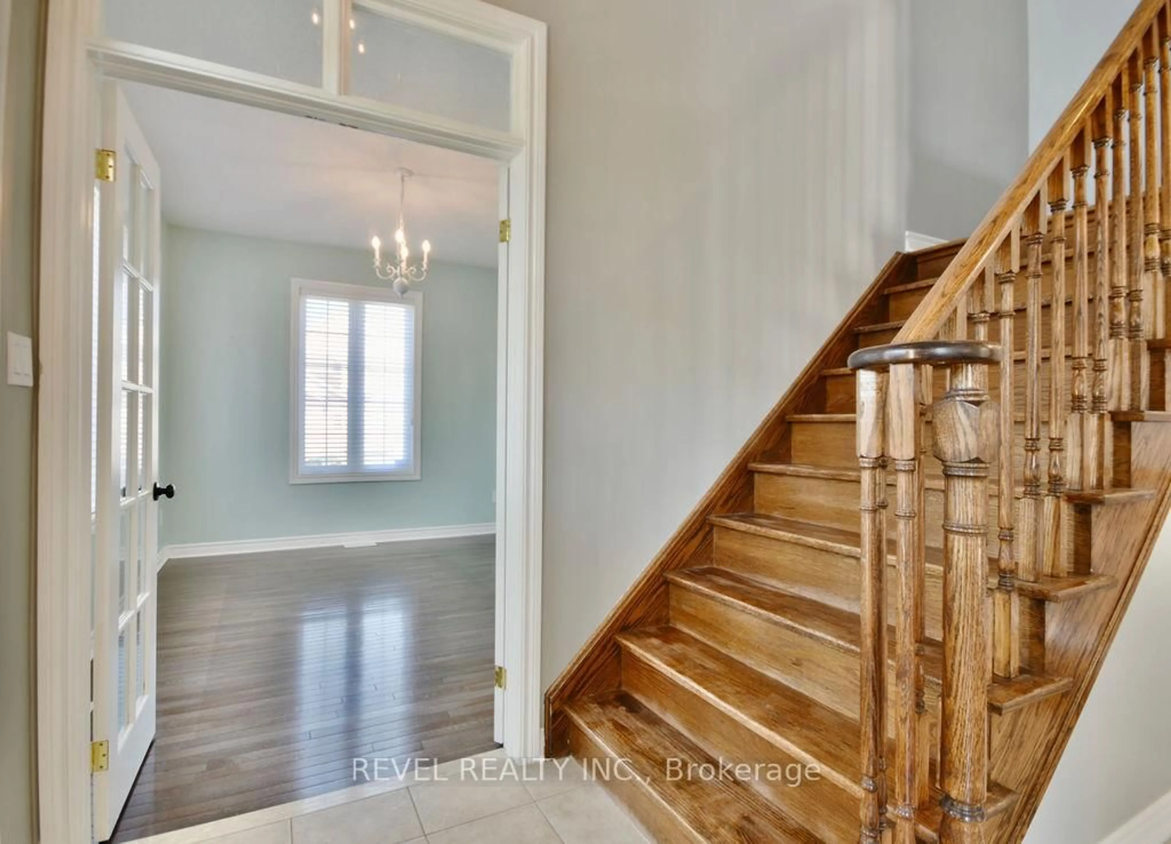 Unknown for 166 SUCCESSION Cres, Barrie Ontario L4M 7H4