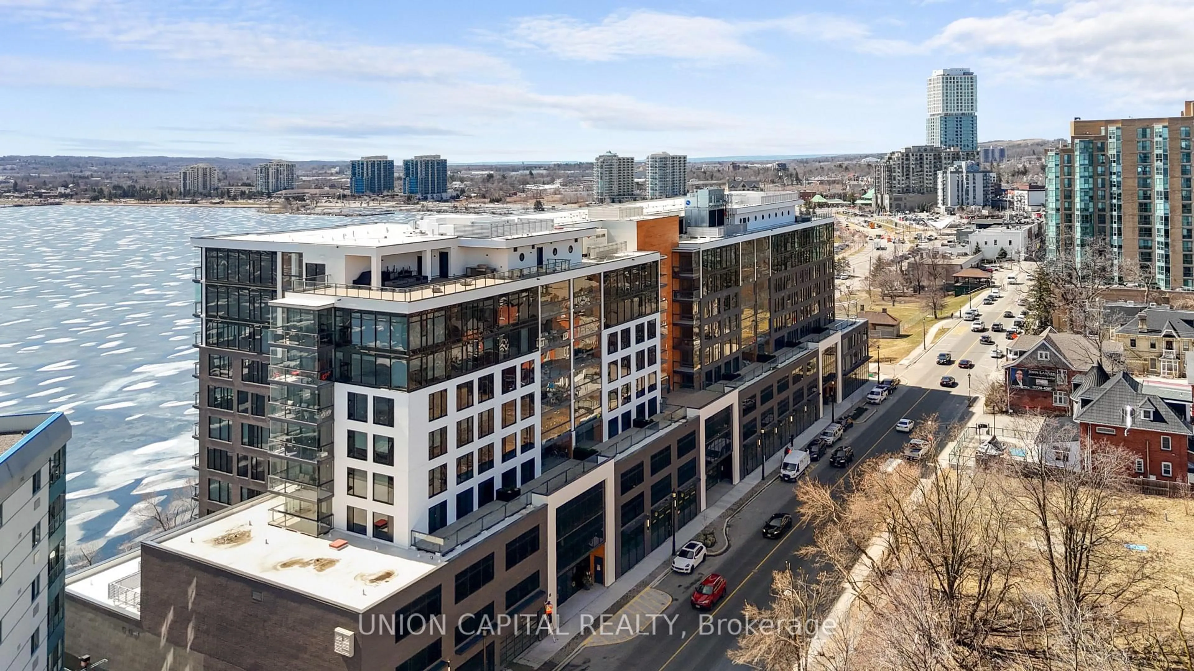 A pic from outside/outdoor area/front of a property/back of a property/a pic from drone, city buildings view from balcony for 185 Dunlop St #621, Barrie Ontario L4M 0L7