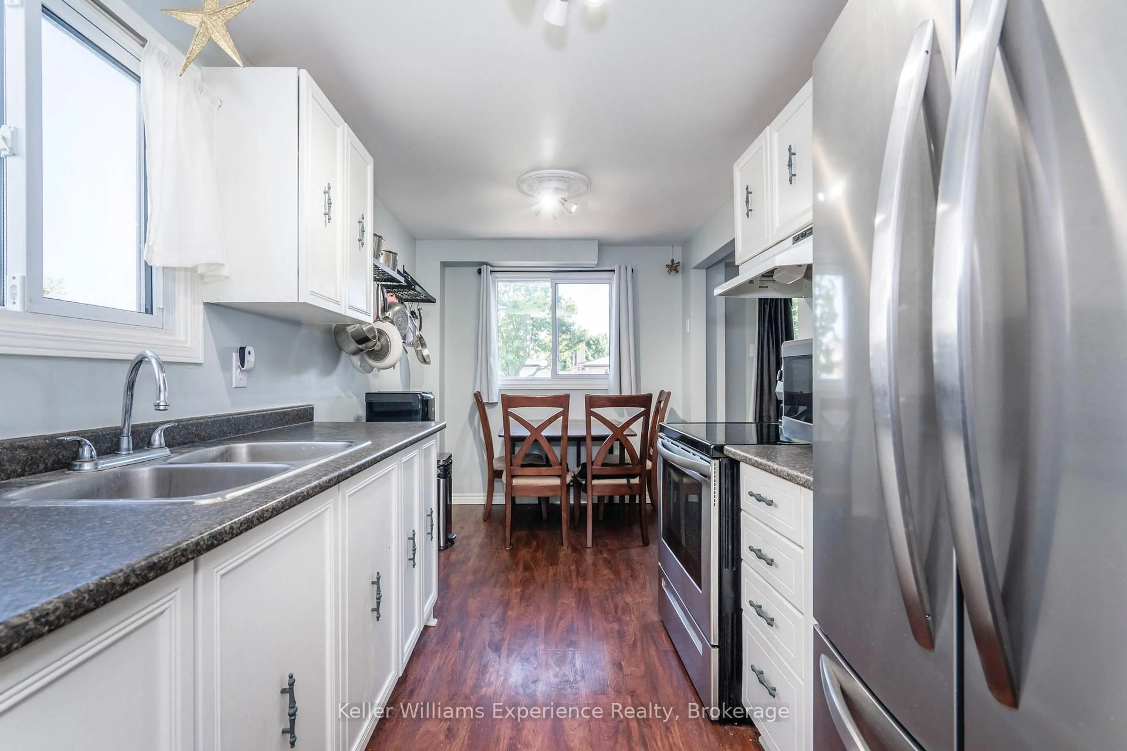 Unknown for 23 Corbett Dr, Barrie Ontario L4M 5T1