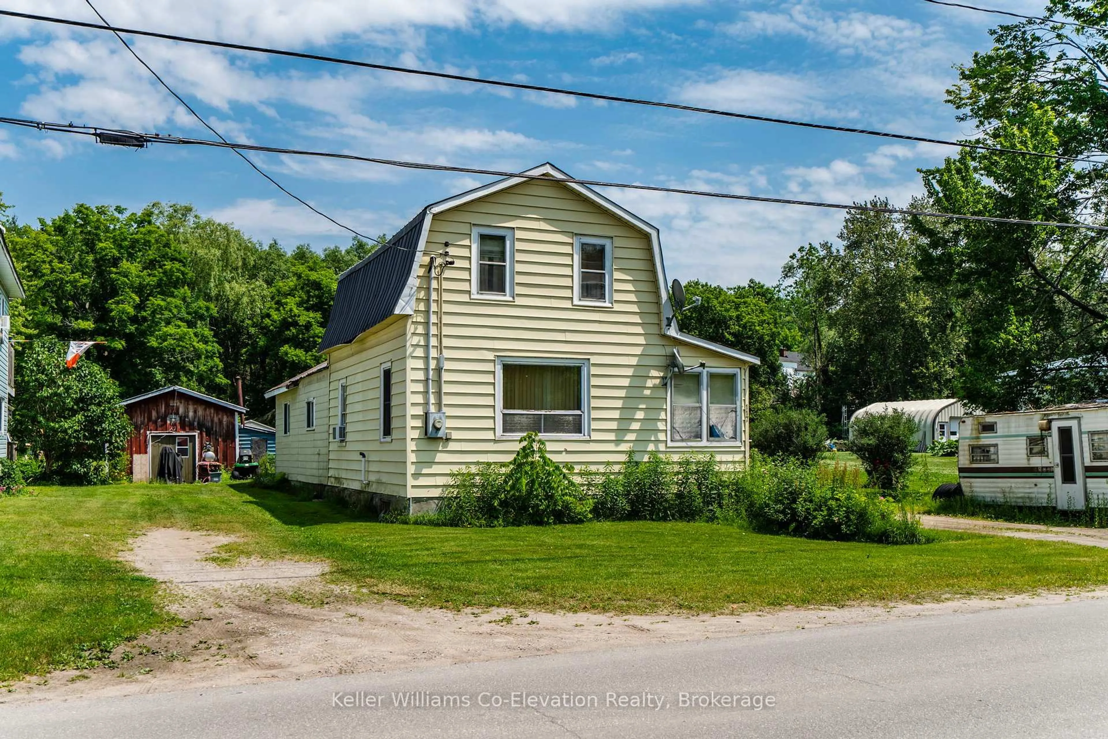 Unknown for 117 Fox St, Penetanguishene Ontario L9M 1E2