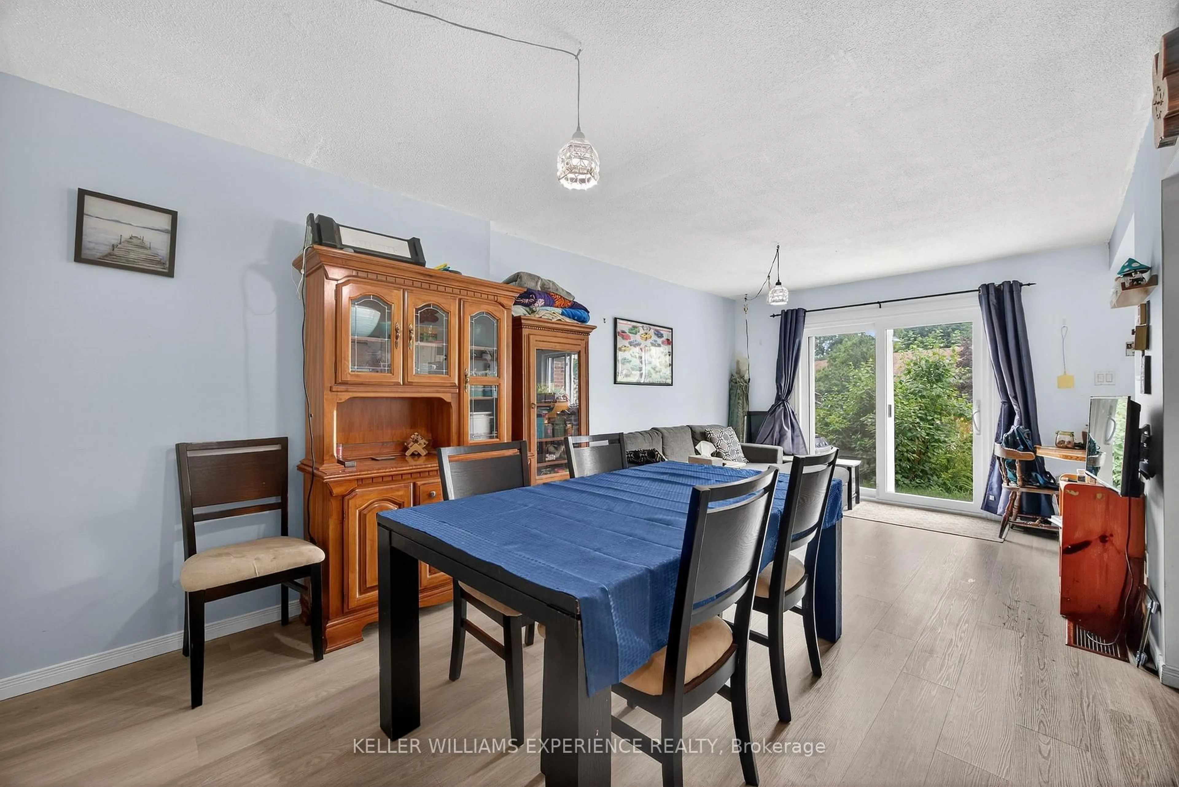 Dining room, wood/laminate floor for 441 Barrie Rd #54, Orillia Ontario L3V 6T9