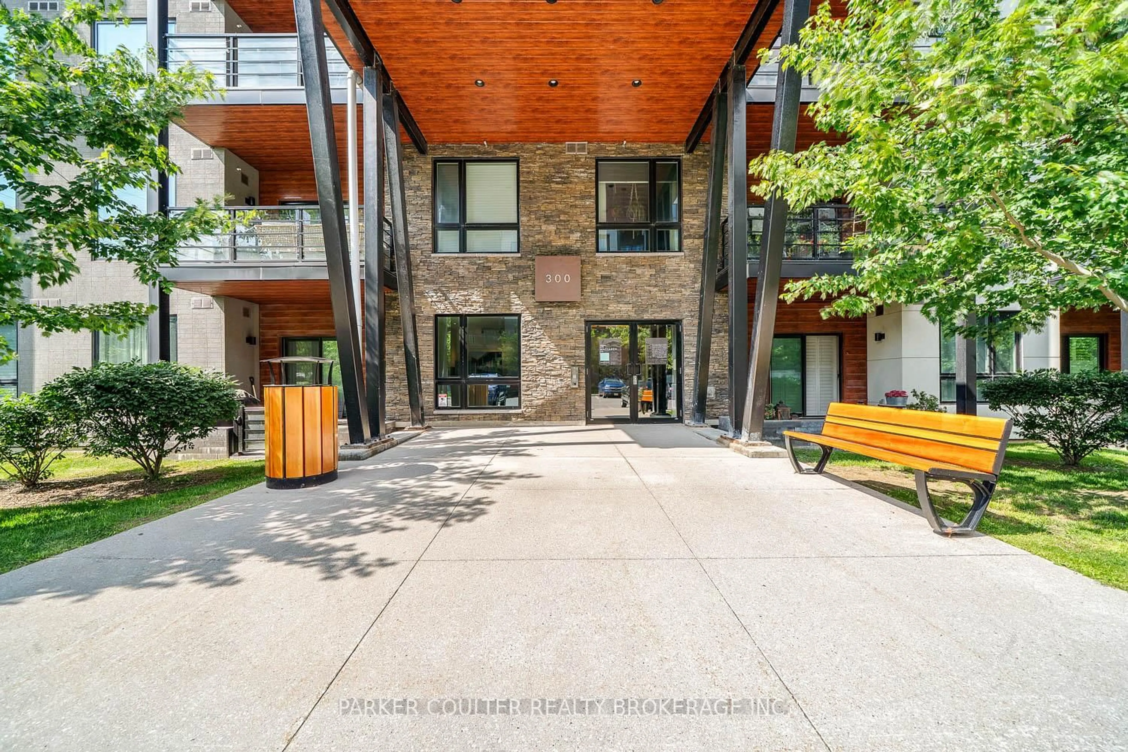 Unknown for 300 Essa Rd #607, Barrie Ontario L9J 0B9