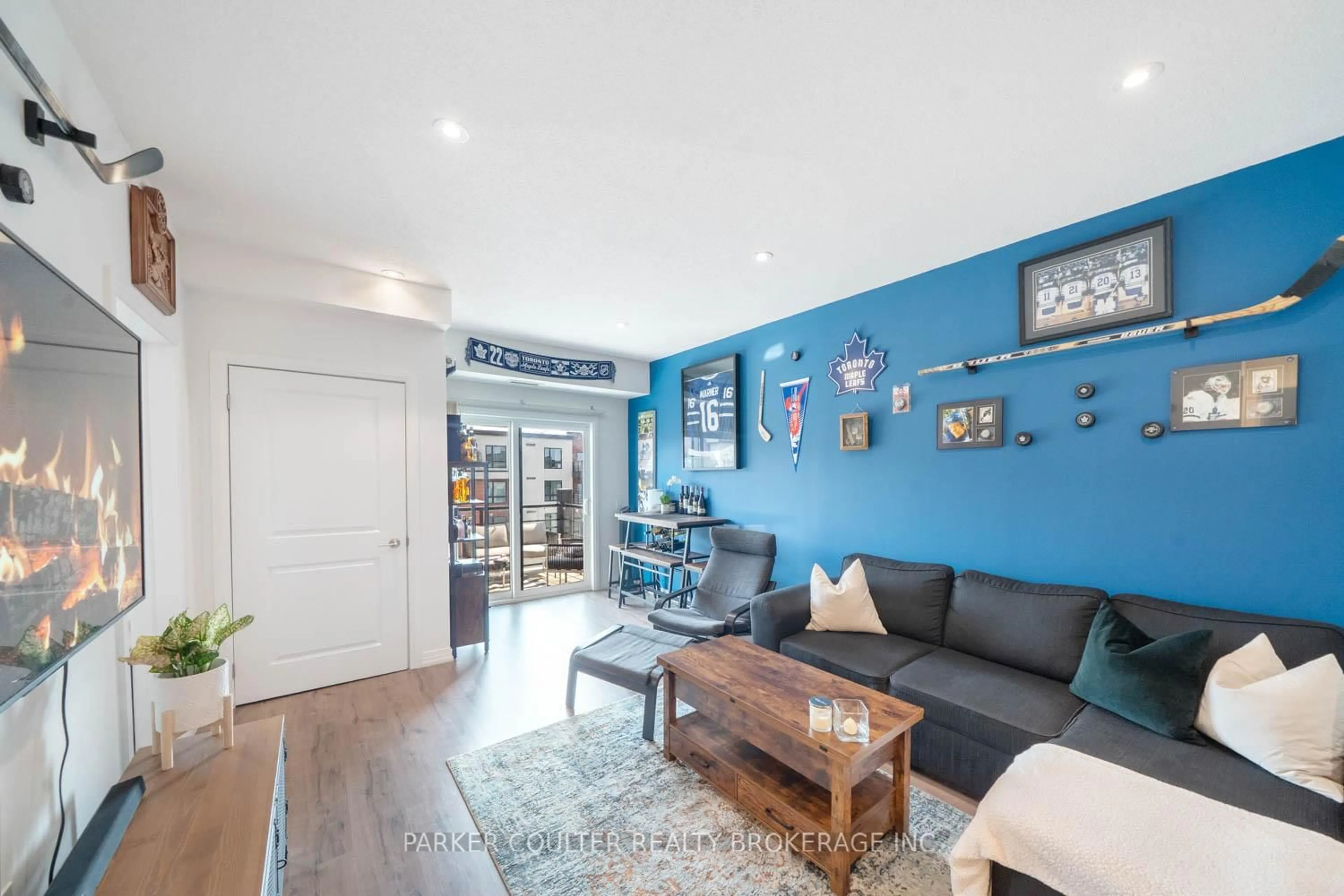 Living room with furniture, unknown for 300 Essa Rd #607, Barrie Ontario L9J 0B9