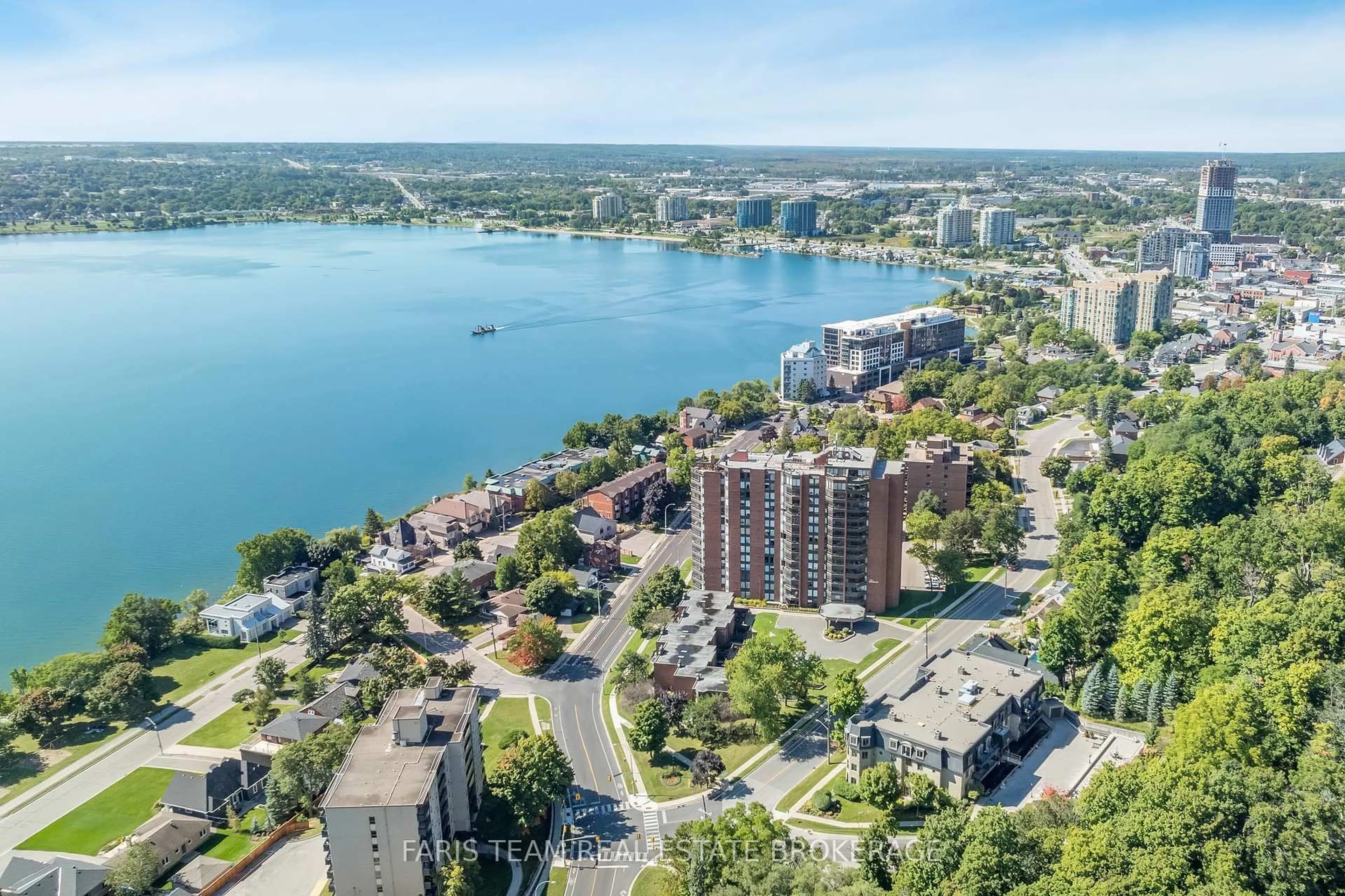 A pic from outside/outdoor area/front of a property/back of a property/a pic from drone, water/lake/river/ocean view for 181 Collier St #703, Barrie Ontario L4M 1H7