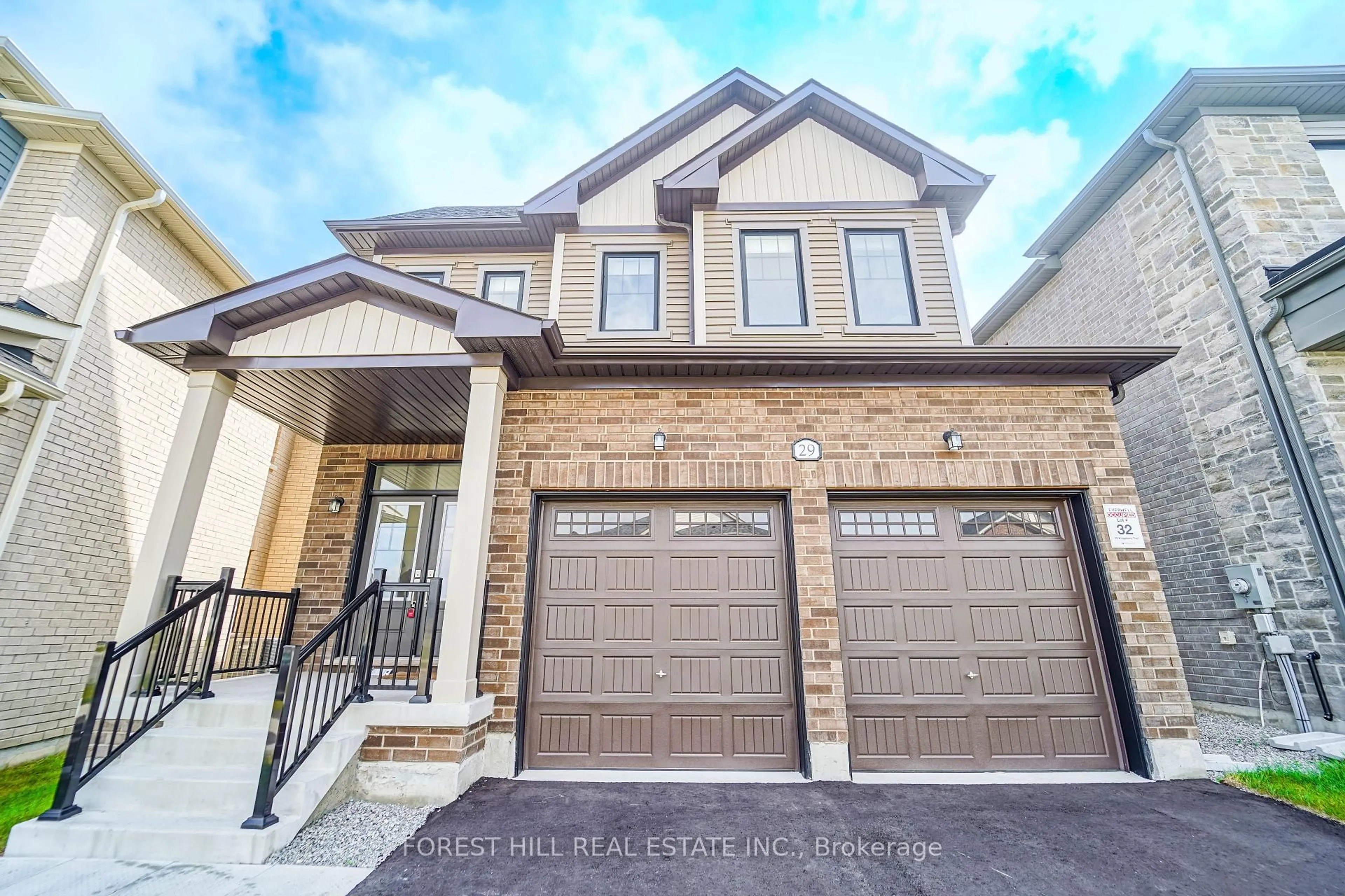 Home with brick exterior material, street for 29 Kingsbury Tr, Barrie Ontario L9J 0W8