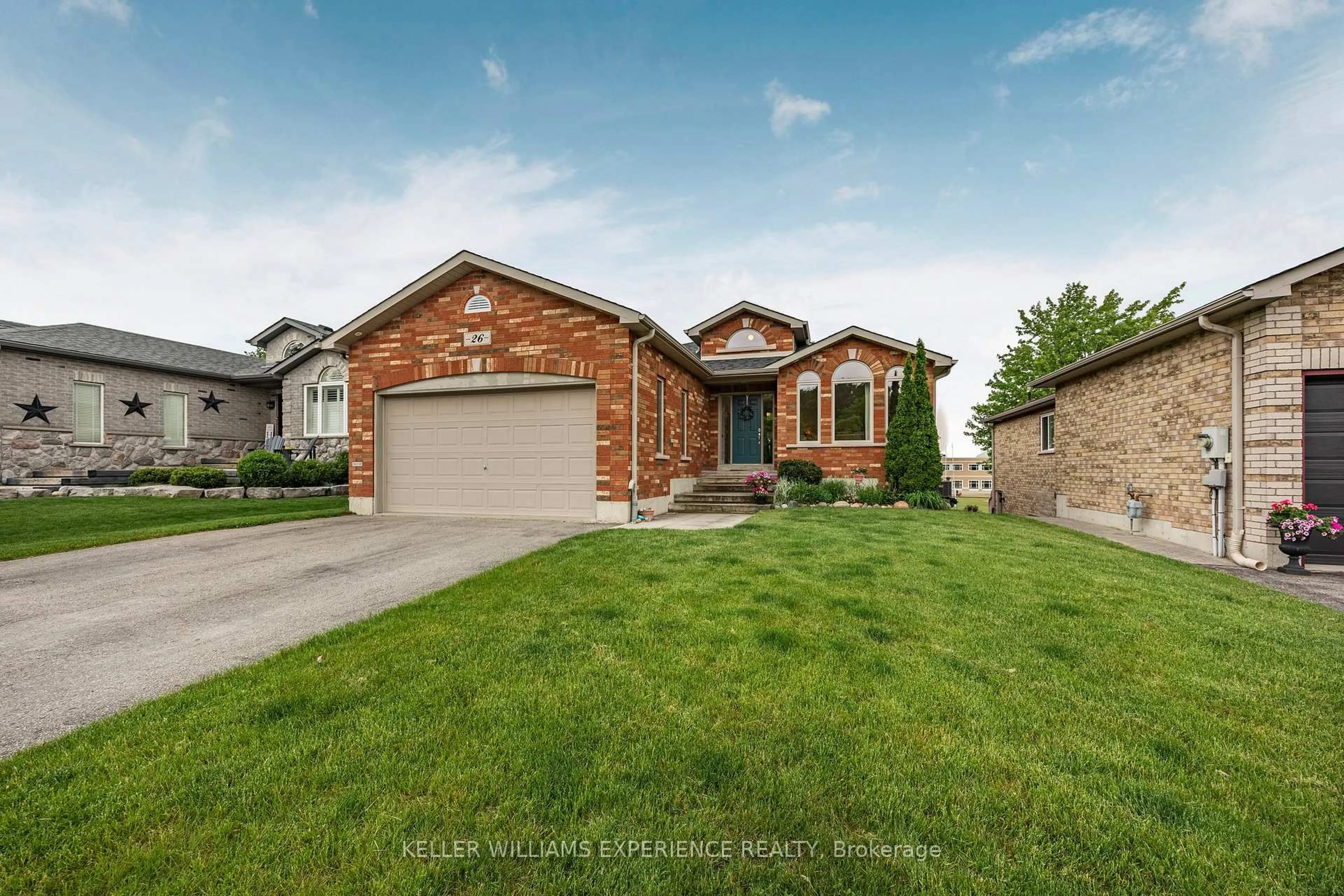 Home with brick exterior material, street for 26 Wildflower Crt, Barrie Ontario L4N 4G3