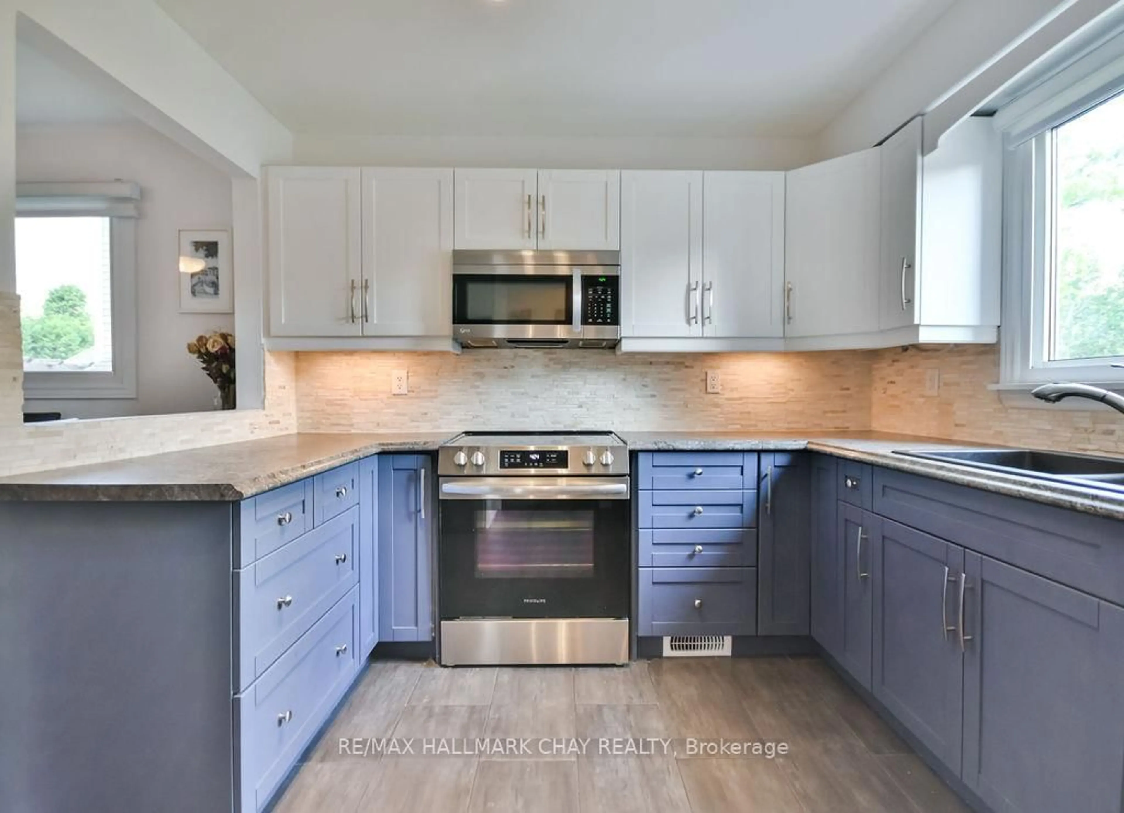 Contemporary kitchen, ceramic/tile floor for 6 James St, Barrie Ontario L4N 6M4