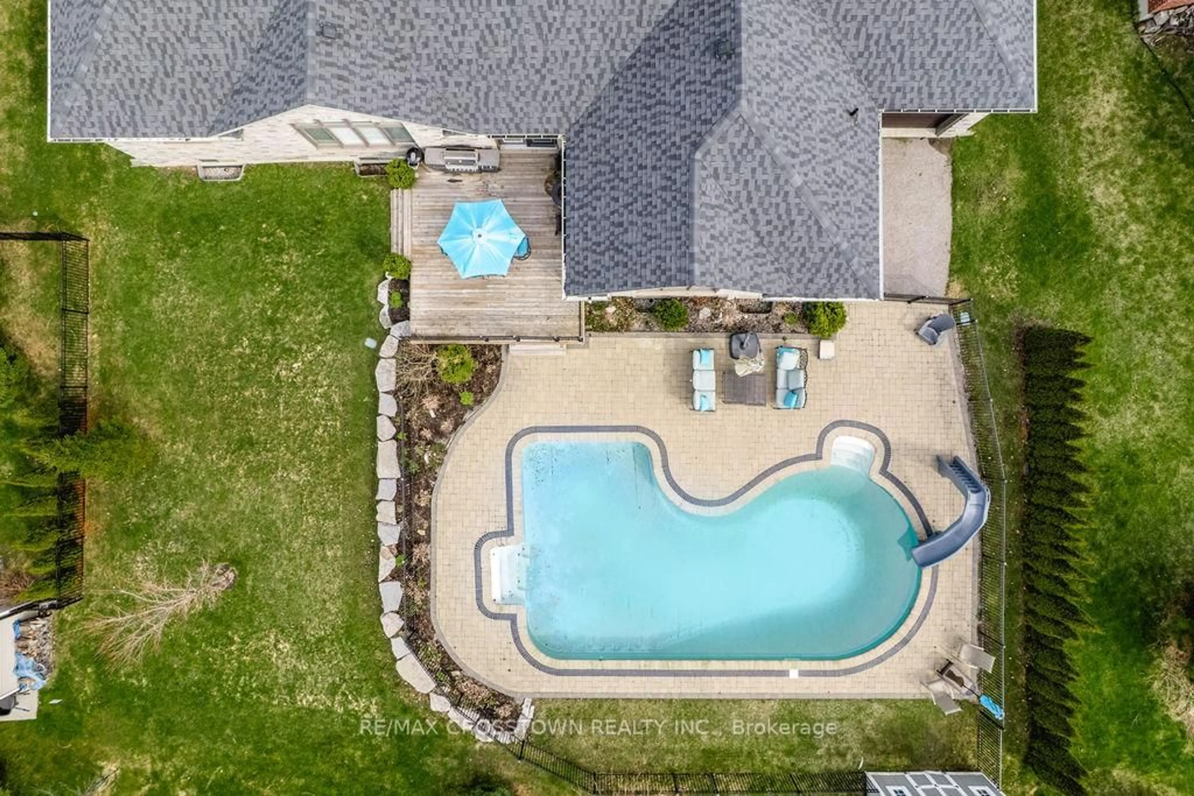 A pic from outside/outdoor area/front of a property/back of a property/a pic from drone, water/lake/river/ocean view for 25 MENNILL Dr, Springwater Ontario L0L 1Y3