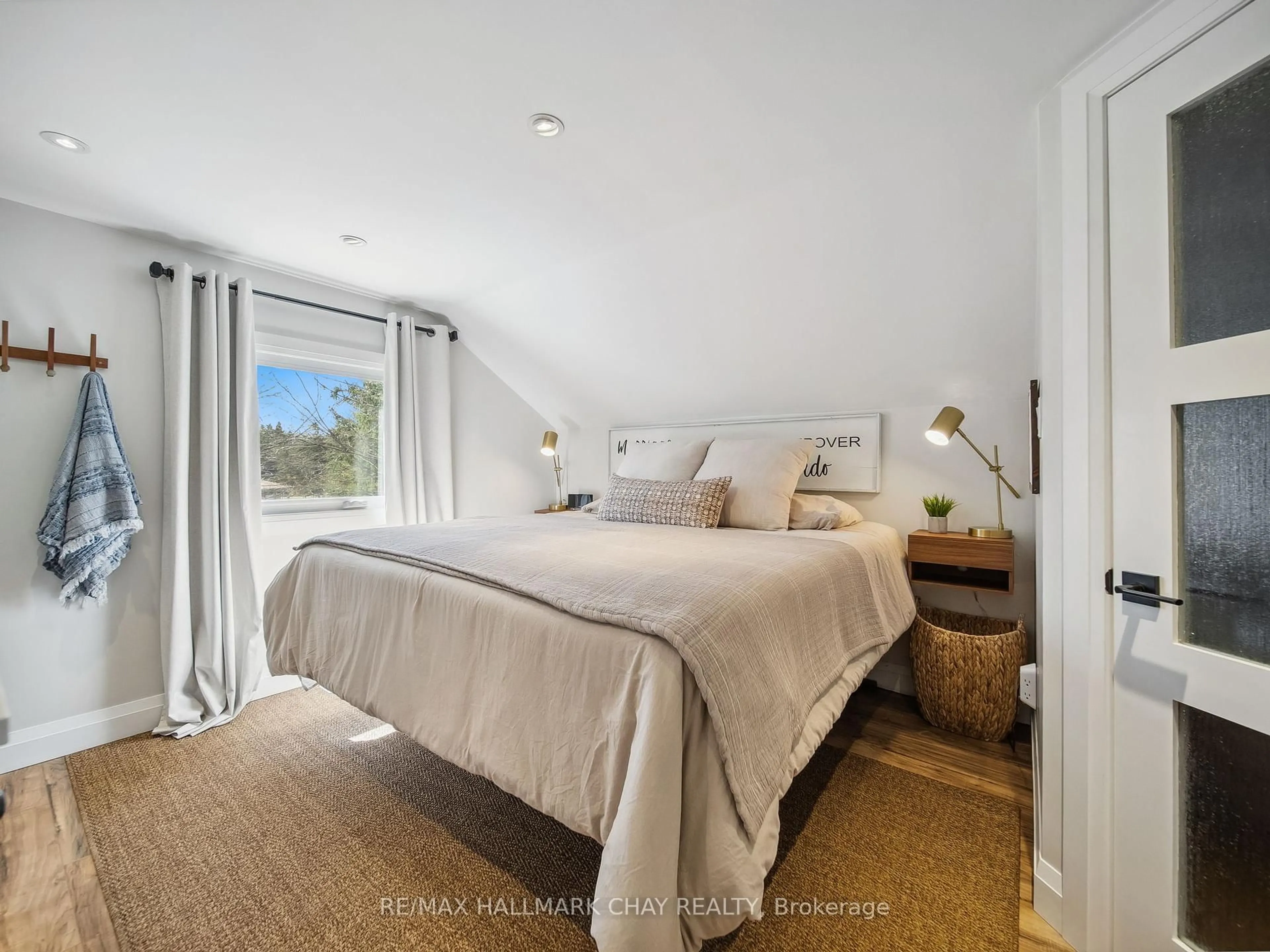 Bedroom with bed, unknown for 4539 Penetanguishene Rd, Springwater Ontario L0L 1V0