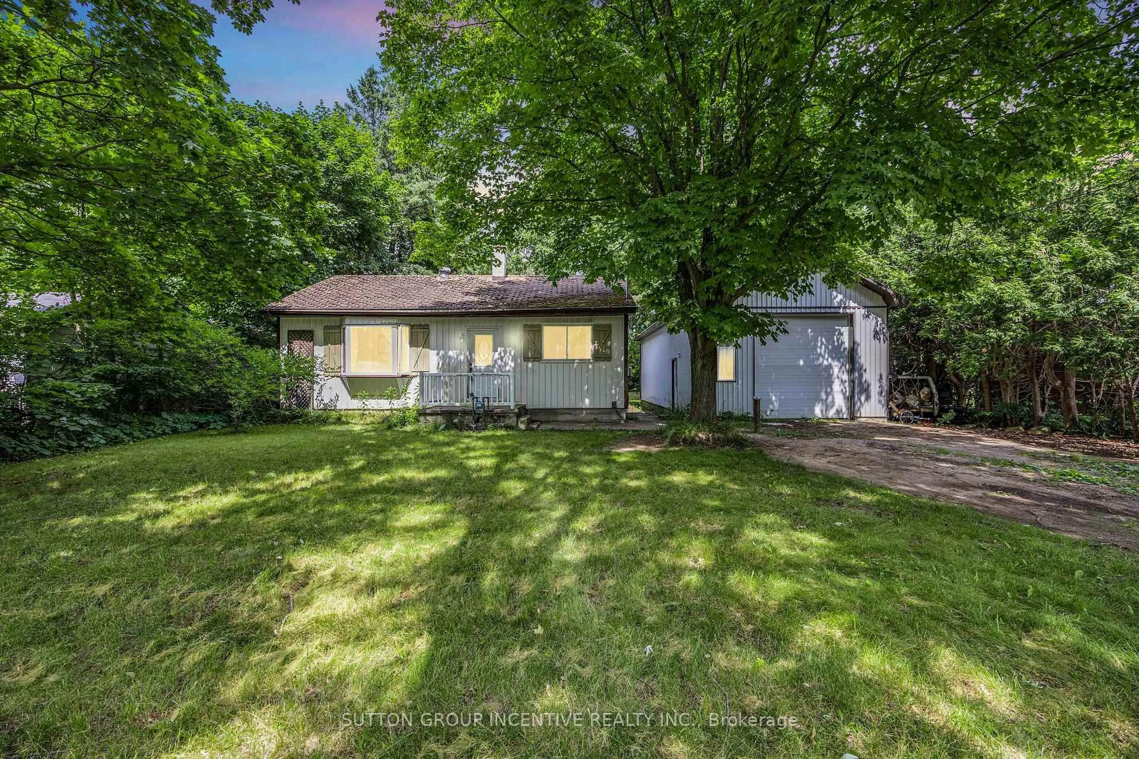Home with vinyl exterior material, street for 1213 Bayfield St, Springwater Ontario L9X 0N6