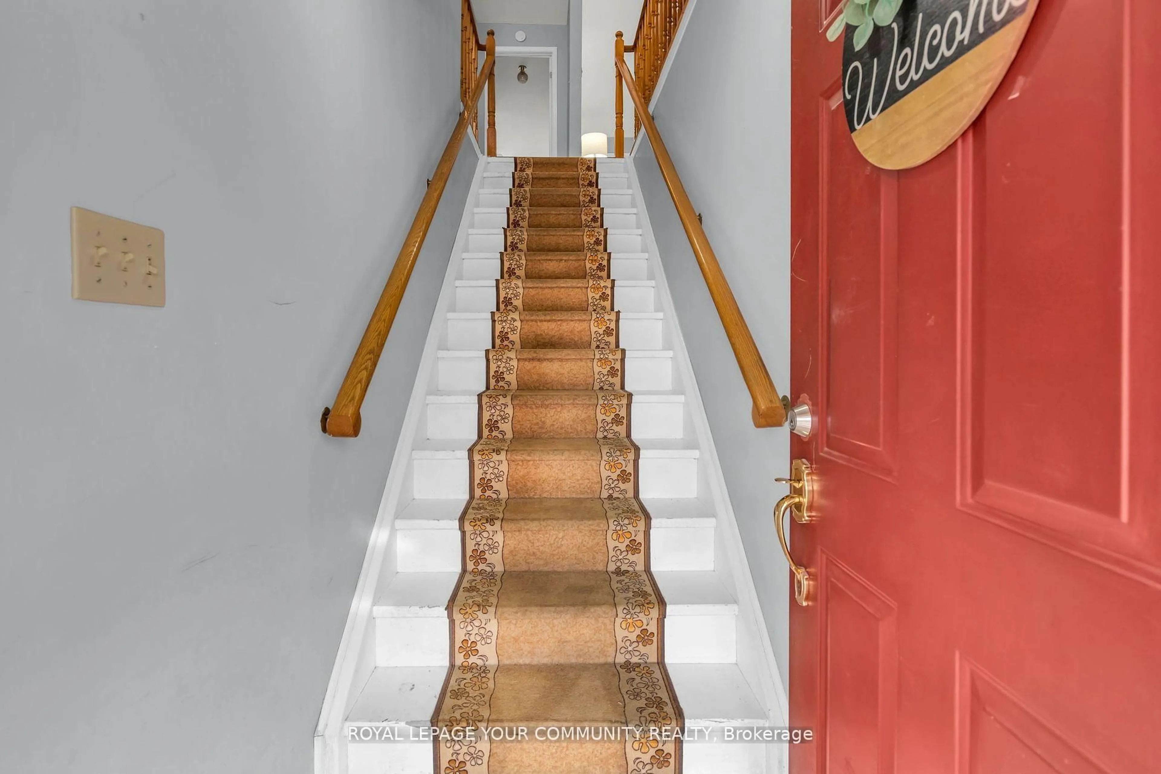Stairs for 31 Laguna Pkwy #18, Ramara Ontario L0K 1B0
