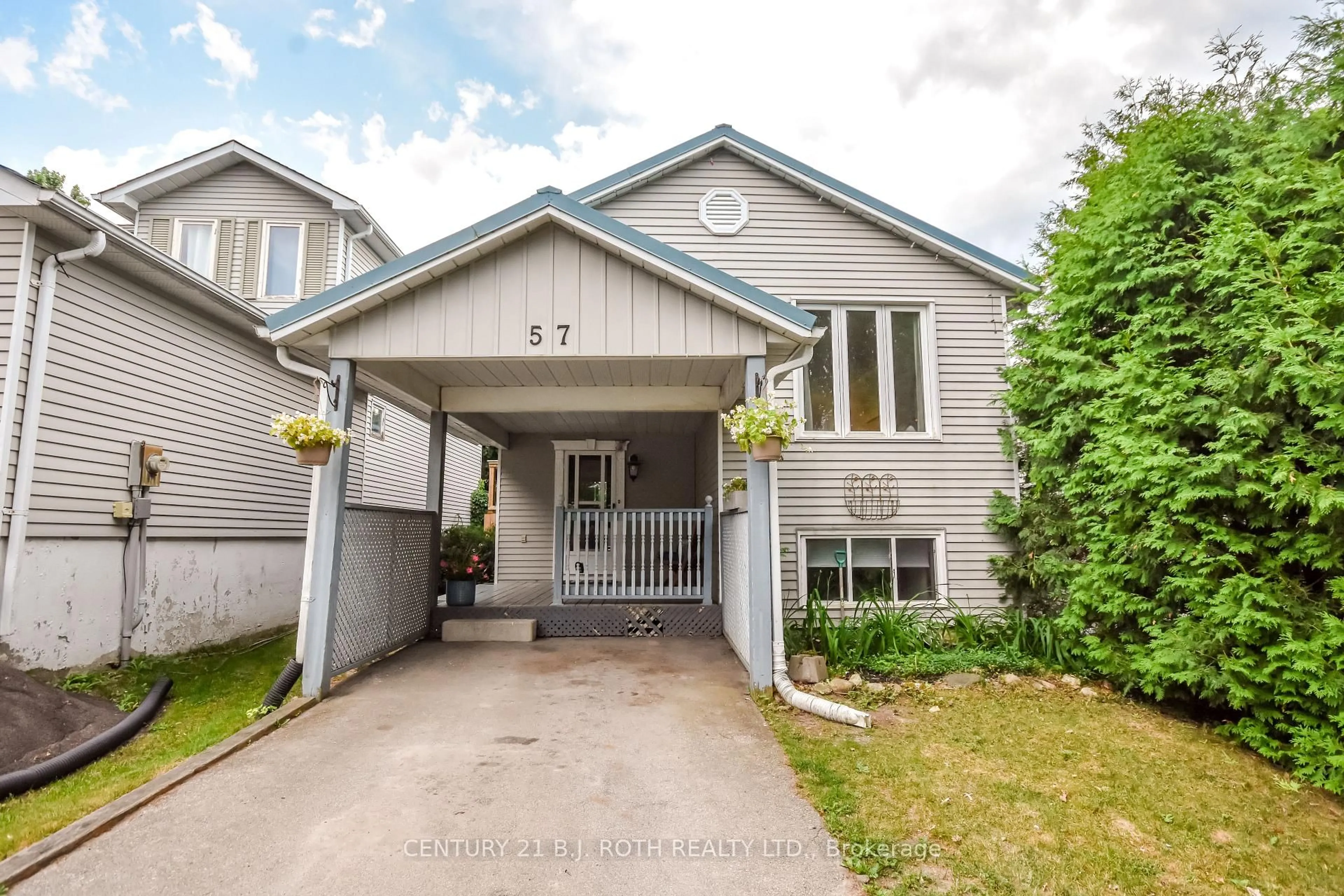 Home with vinyl exterior material, street for 57 D'ambrosio Dr, Barrie Ontario L4N 6V4