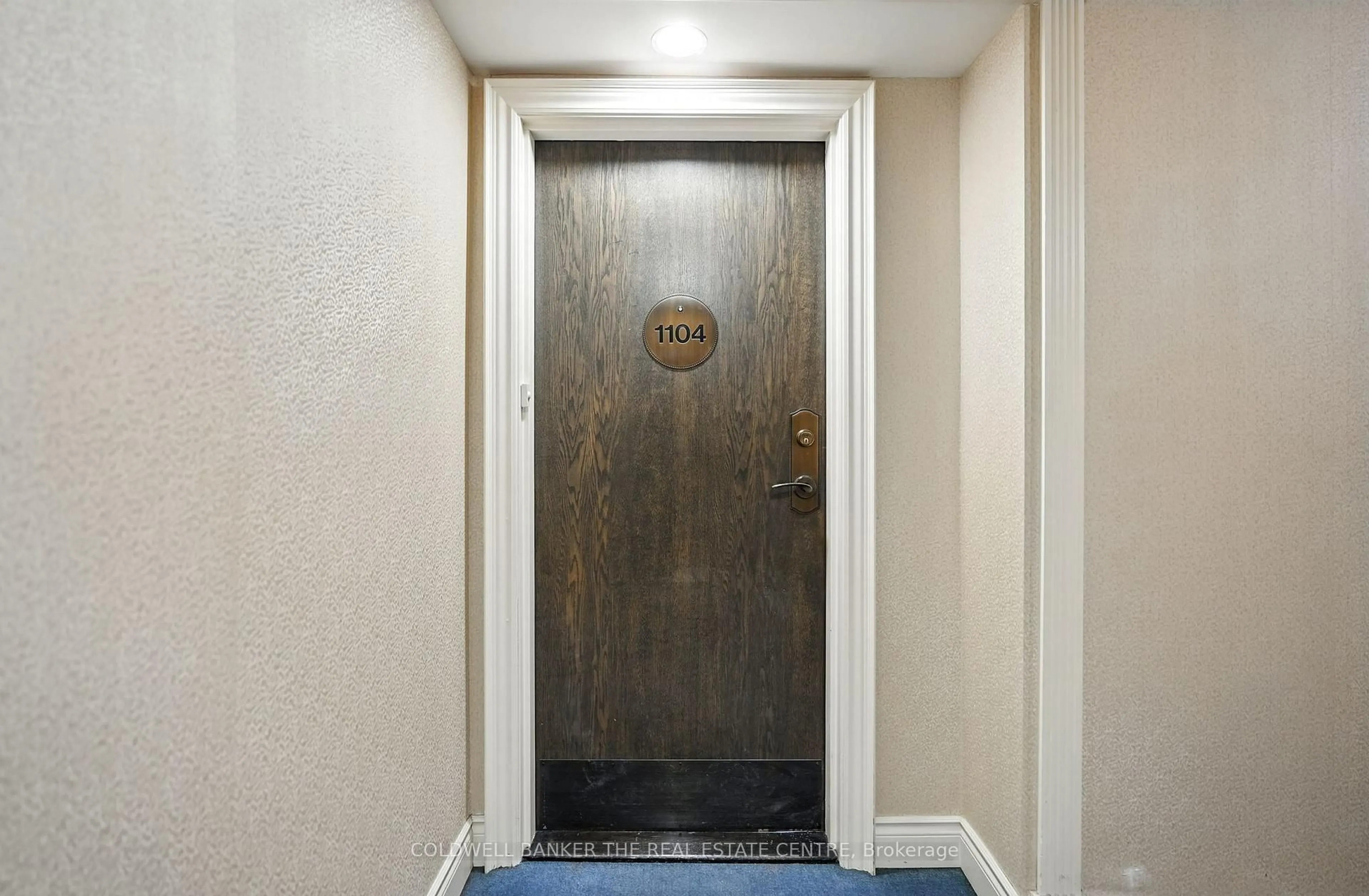 Indoor foyer for 65 Ellen St #1104, Barrie Ontario L4N 3A5