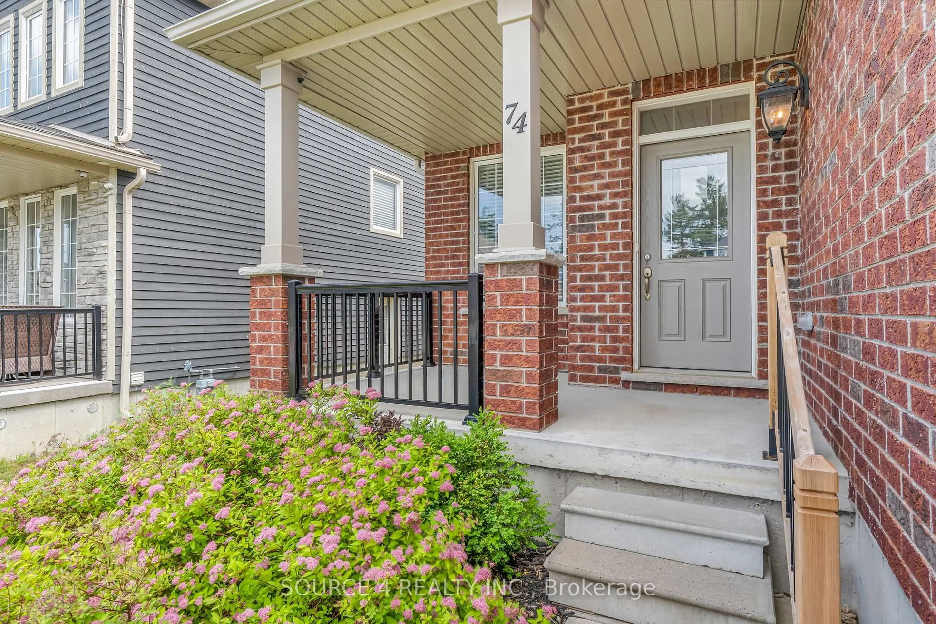 Home with brick exterior material, street for 74 Lockerbie Cres, Collingwood Ontario L9Y 0H8