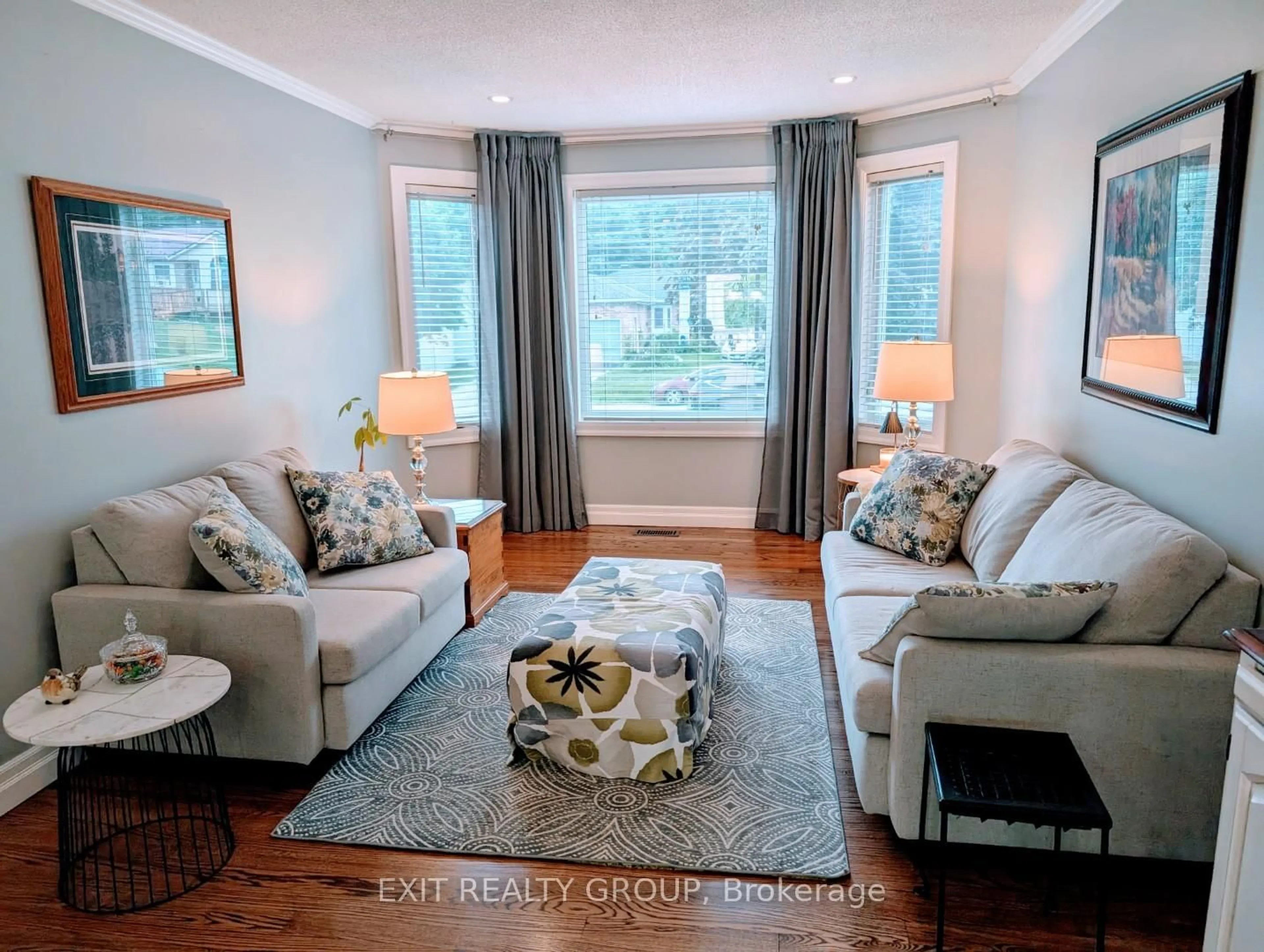 Living room with furniture, unknown for 76 John Dillingno St, Tay Ontario L0K 2A0