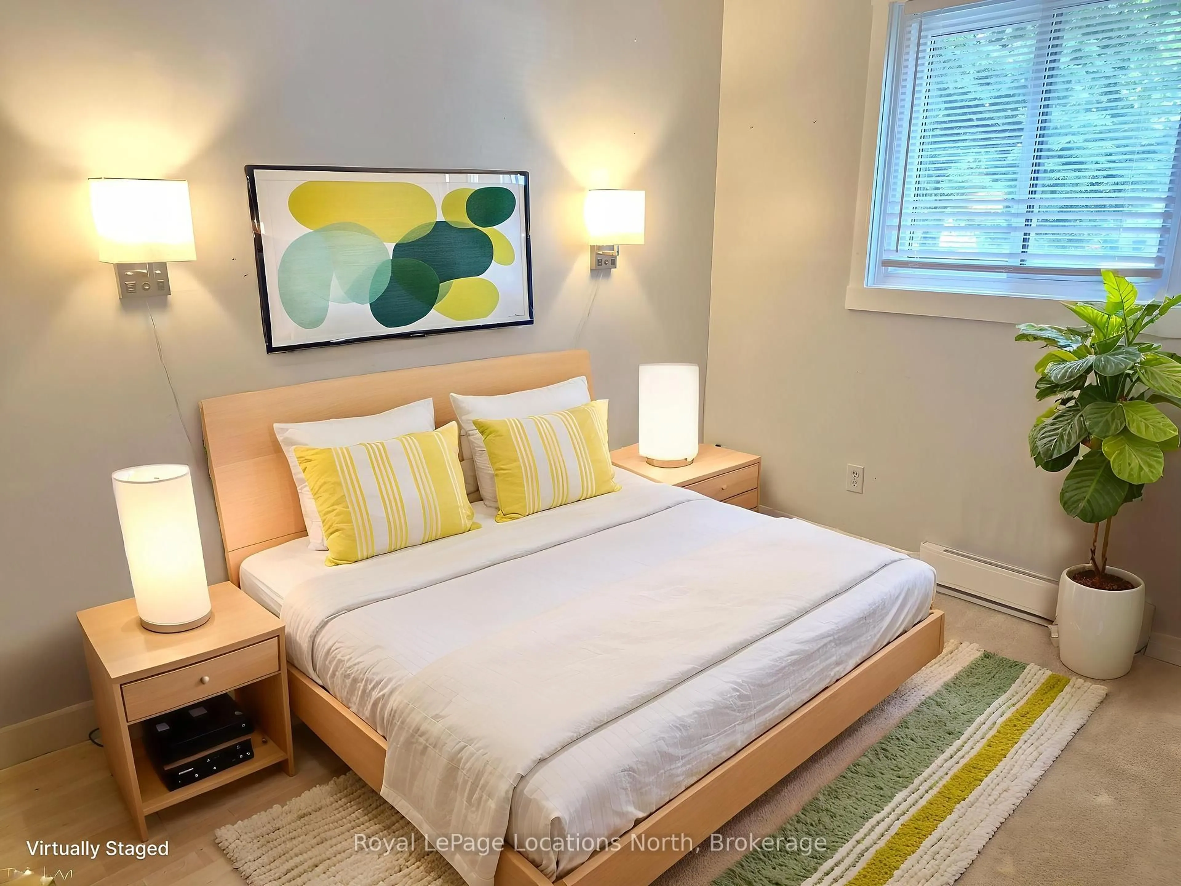 Bedroom with bed, unknown for 167 Escarpment Cres, Collingwood Ontario L9Y 5B4