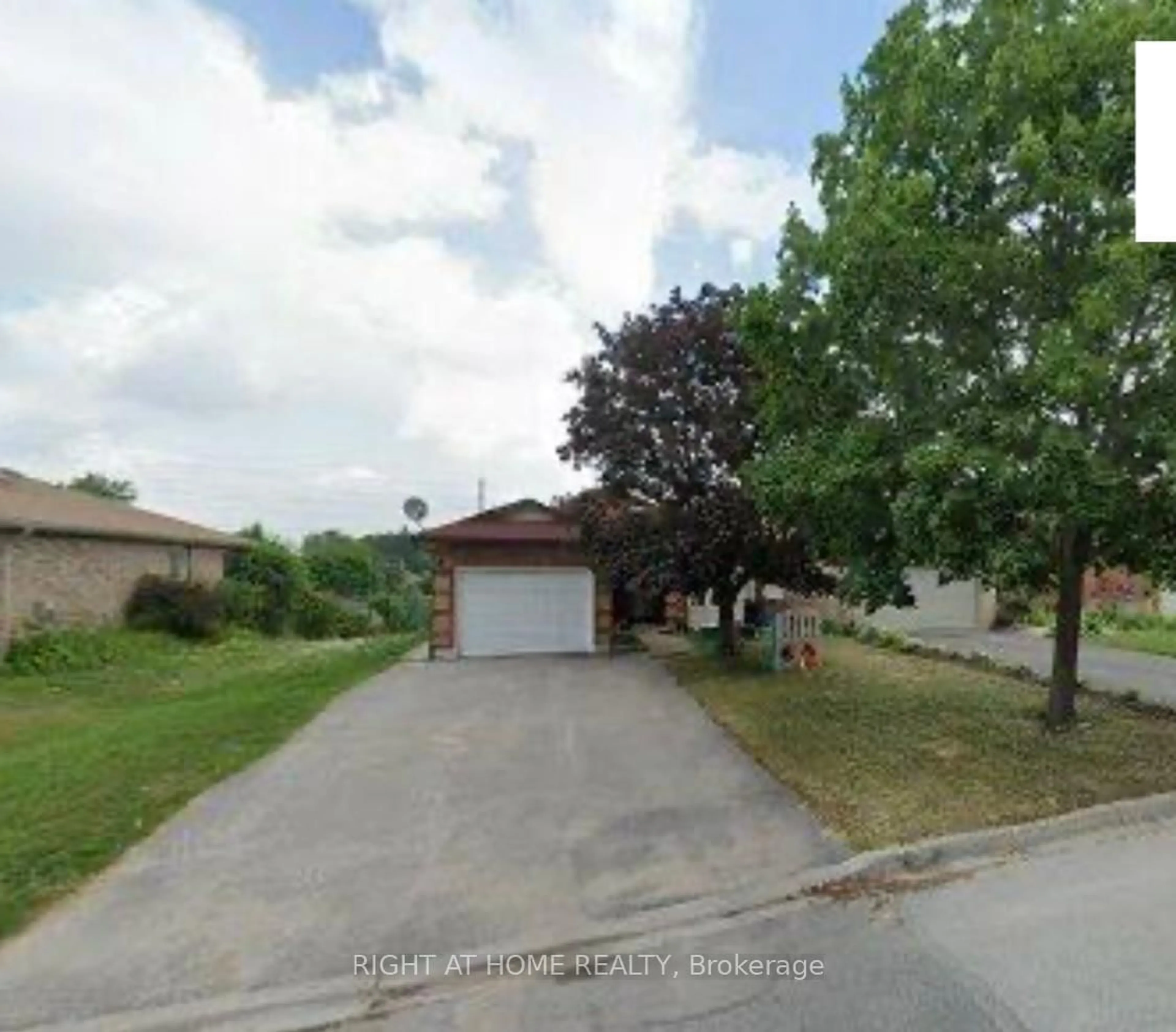 Unknown for 58 Irwin Dr, Barrie Ontario L4N 7A7