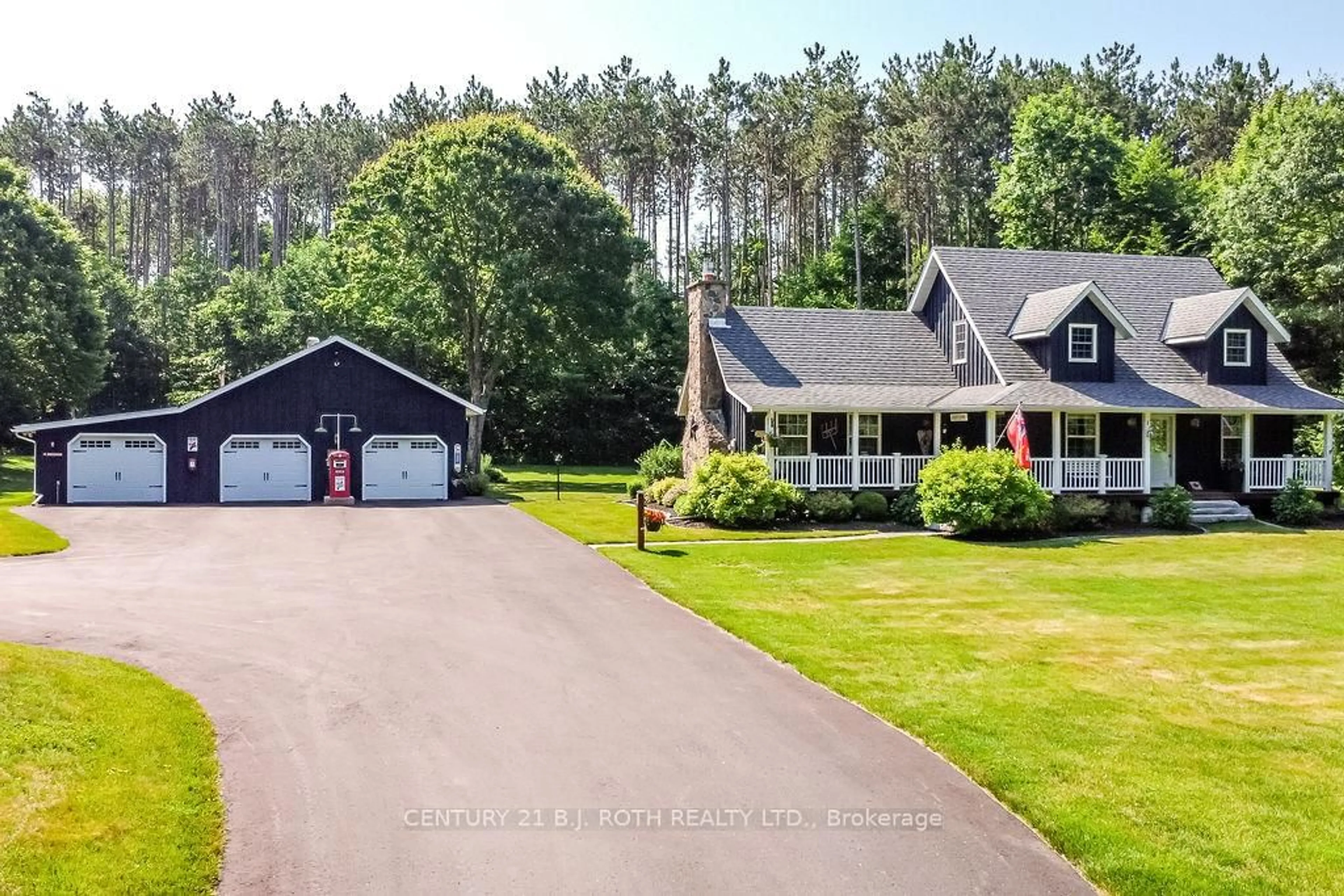 A pic from outside/outdoor area/front of a property/back of a property/a pic from drone, unknown for 2357 SOUTH ORR LAKE Rd, Springwater Ontario L0L 1P0