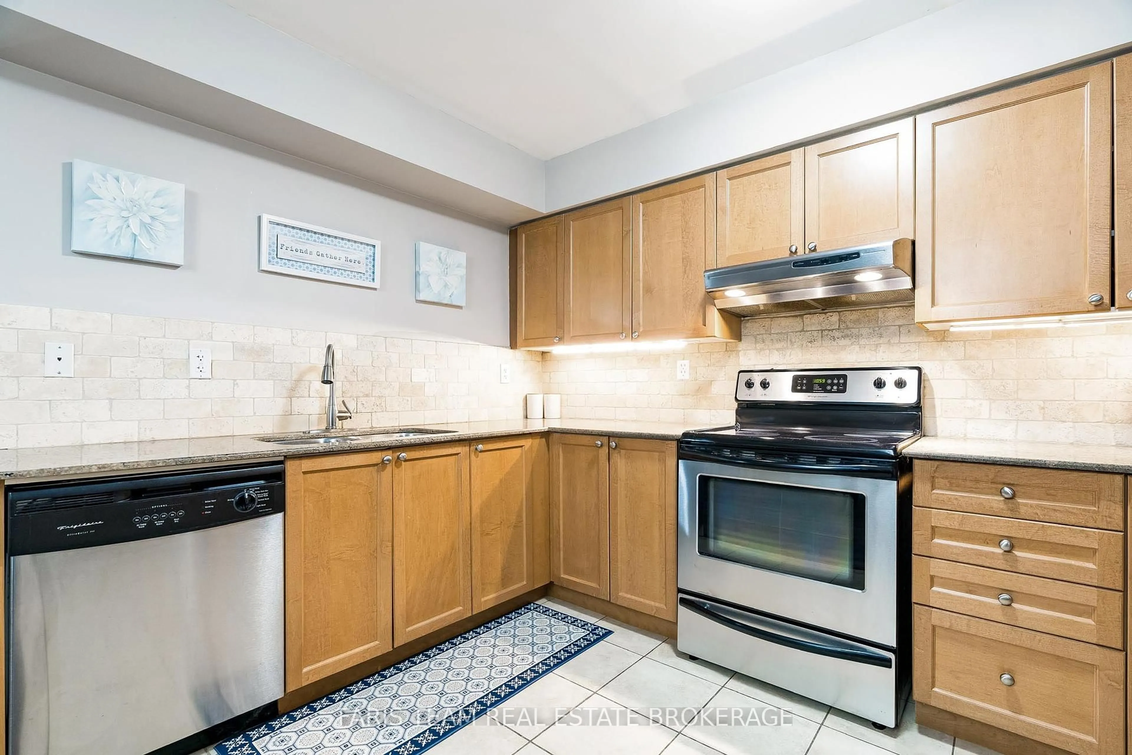 Standard kitchen, ceramic/tile floor for 50 Mulligan Lane #110, Wasaga Beach Ontario L9Z 0C5