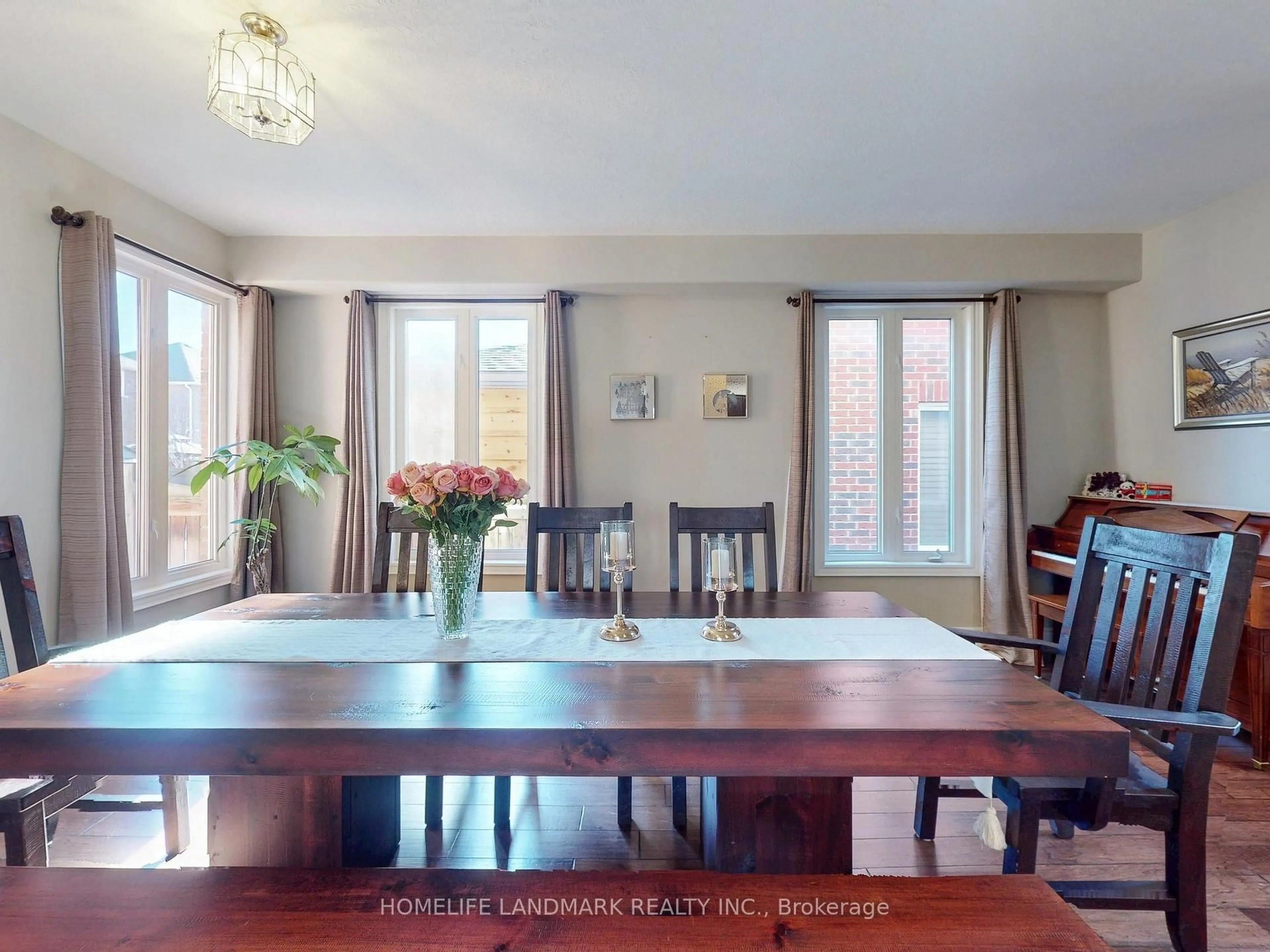 Dining room, unknown for 73 GRAIHAWK Dr, Barrie Ontario L4N 6G7