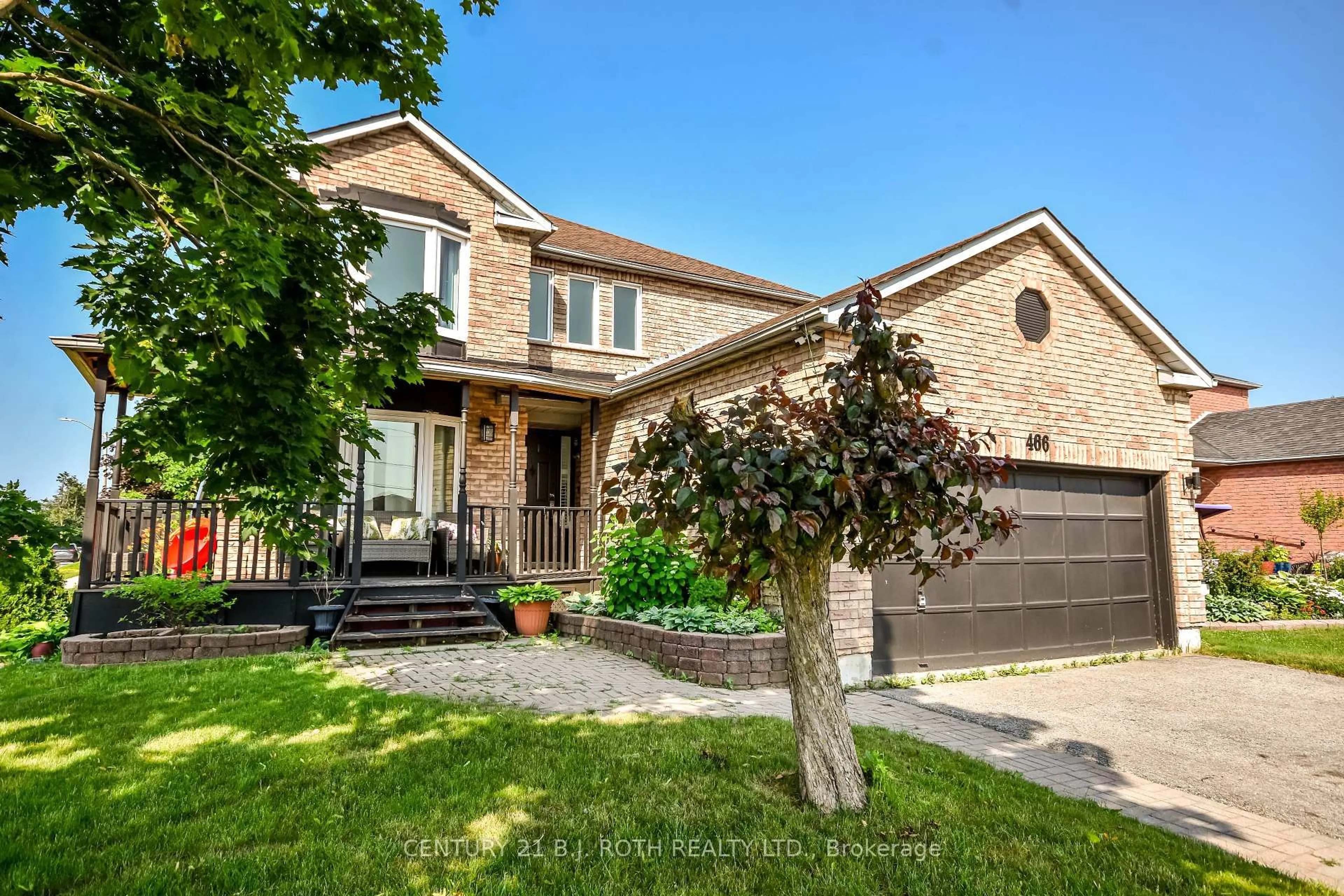 Home with brick exterior material, street for 466 St Vincent St, Barrie Ontario L4M 6T5