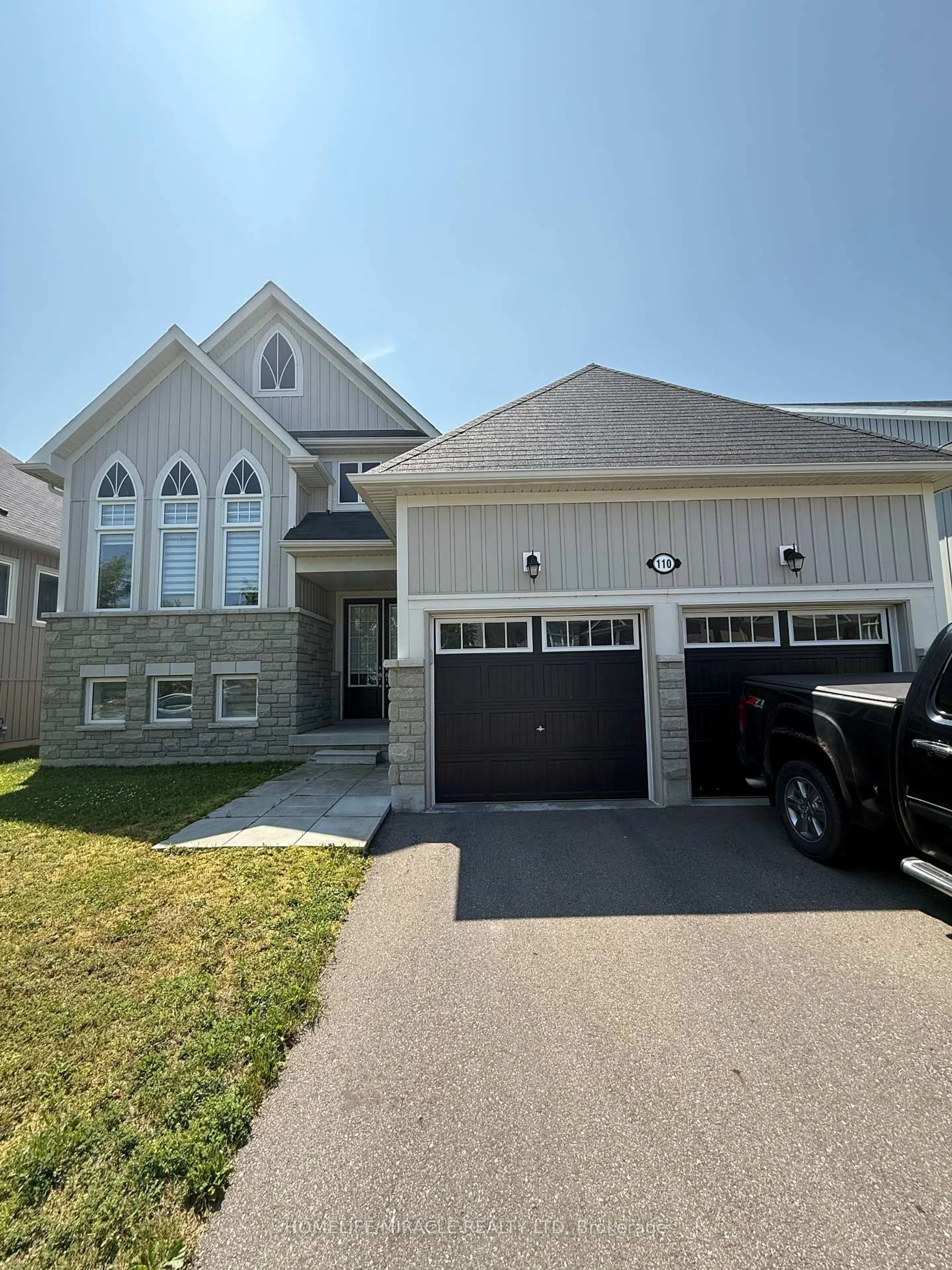 Home with vinyl exterior material, street for 110 Allegra Dr, Wasaga Beach Ontario L9Z 0H2