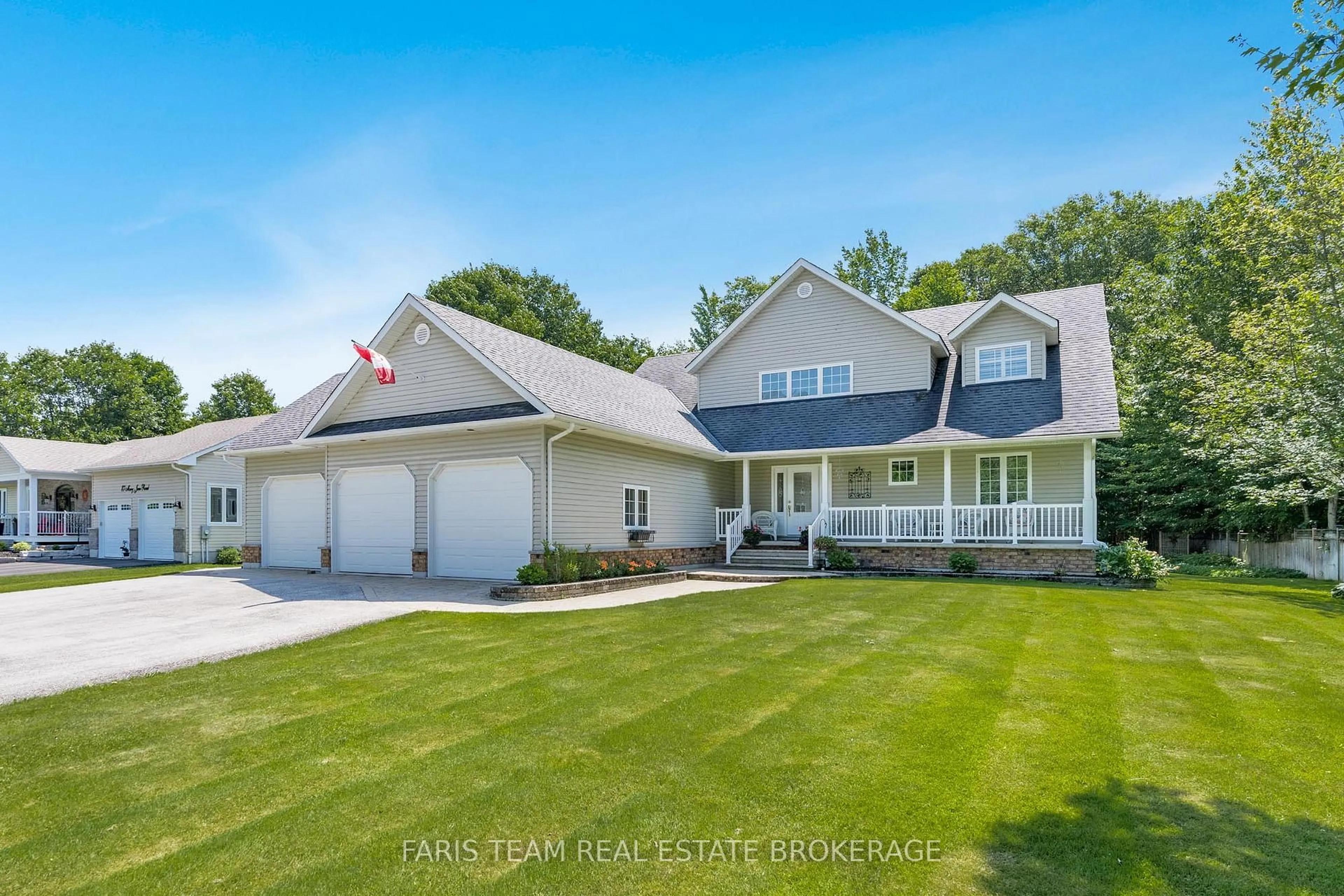 Home with vinyl exterior material, unknown for 91 Maryjane Rd, Tiny Ontario L0L 2T0