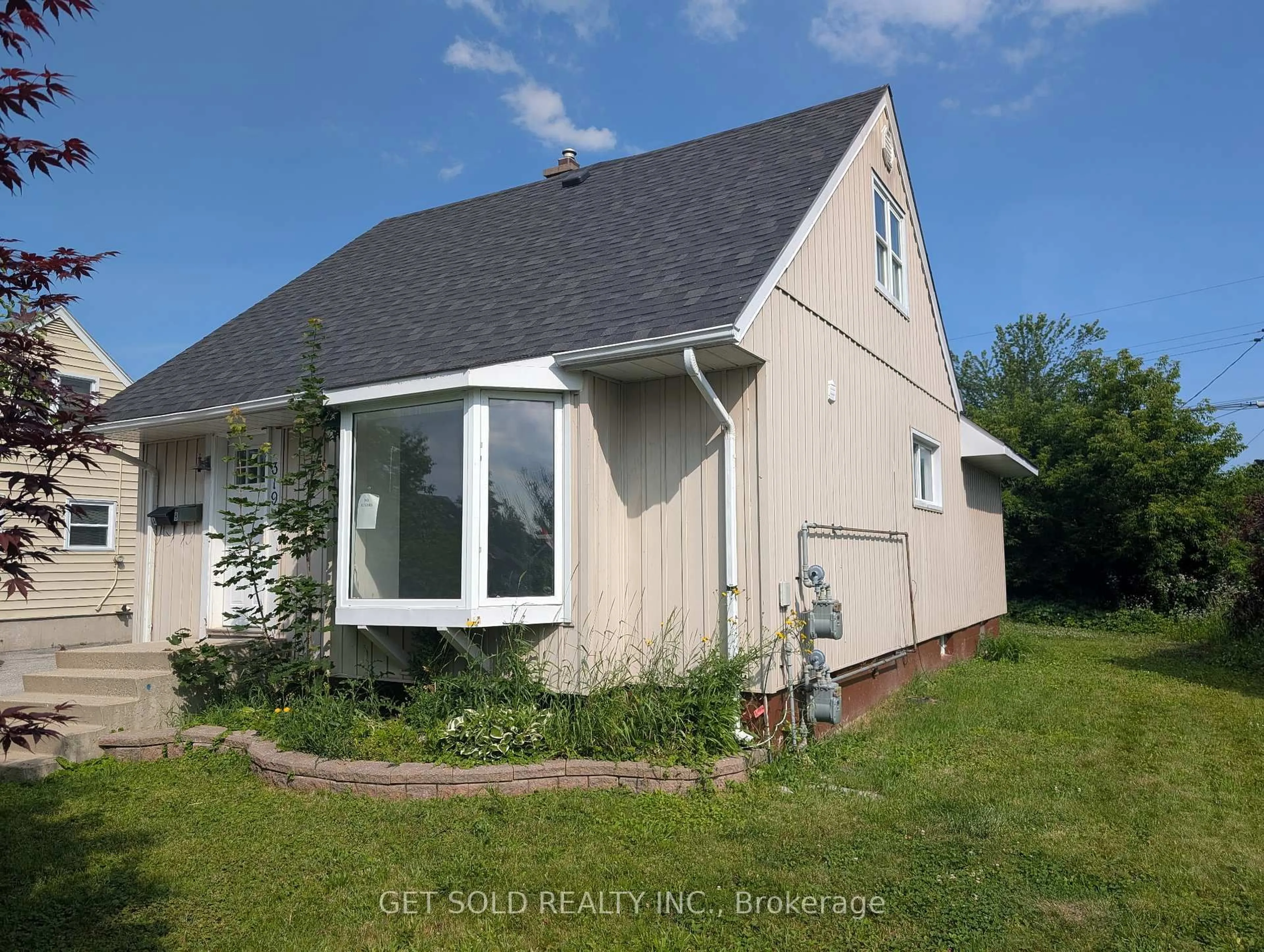 Home with vinyl exterior material, unknown for 319 Oxford St, Orillia Ontario L3V 1H8