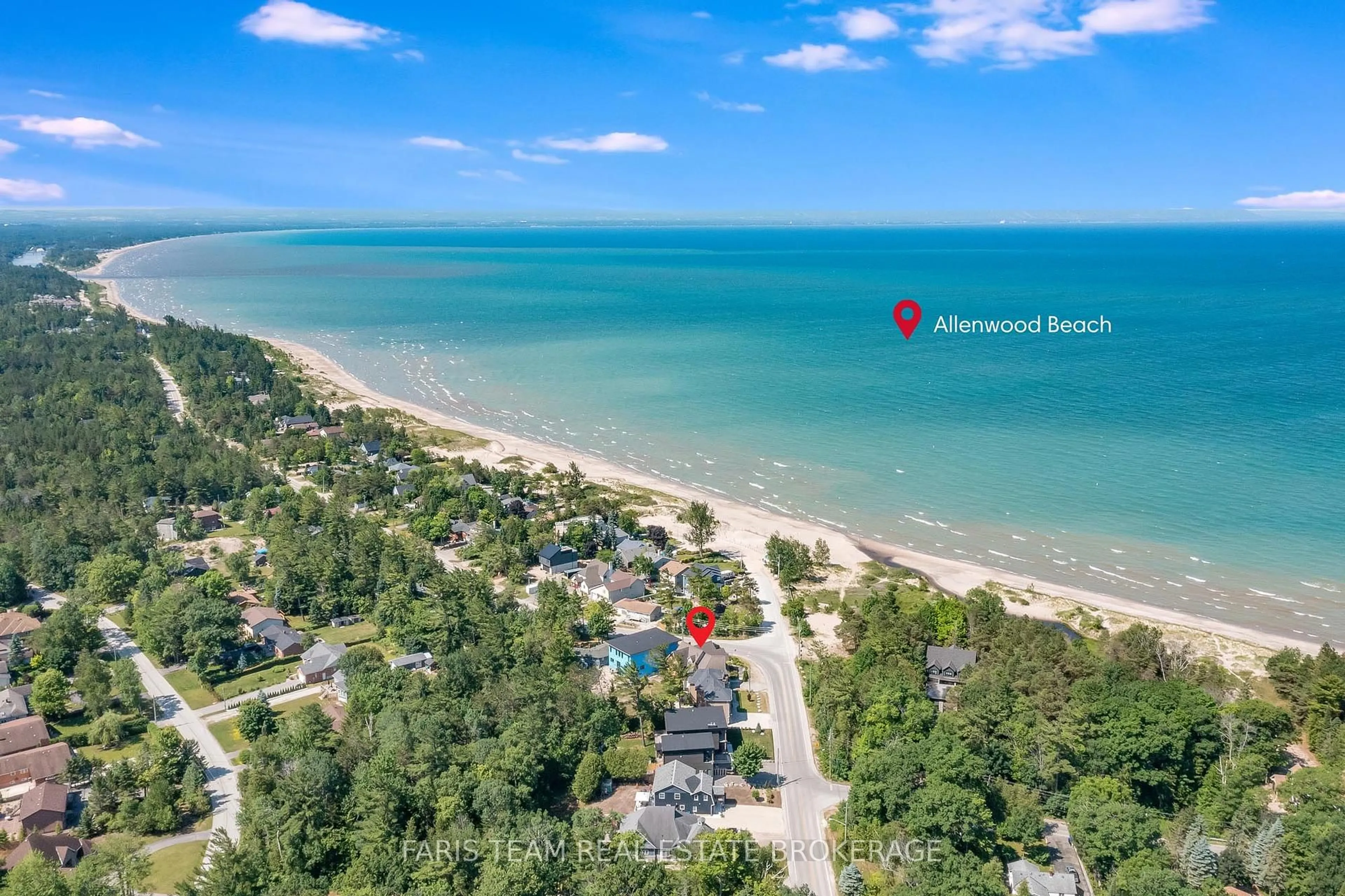 A pic from outside/outdoor area/front of a property/back of a property/a pic from drone, water/lake/river/ocean view for 805 Eastdale Dr, Wasaga Beach Ontario L9Z 2R5