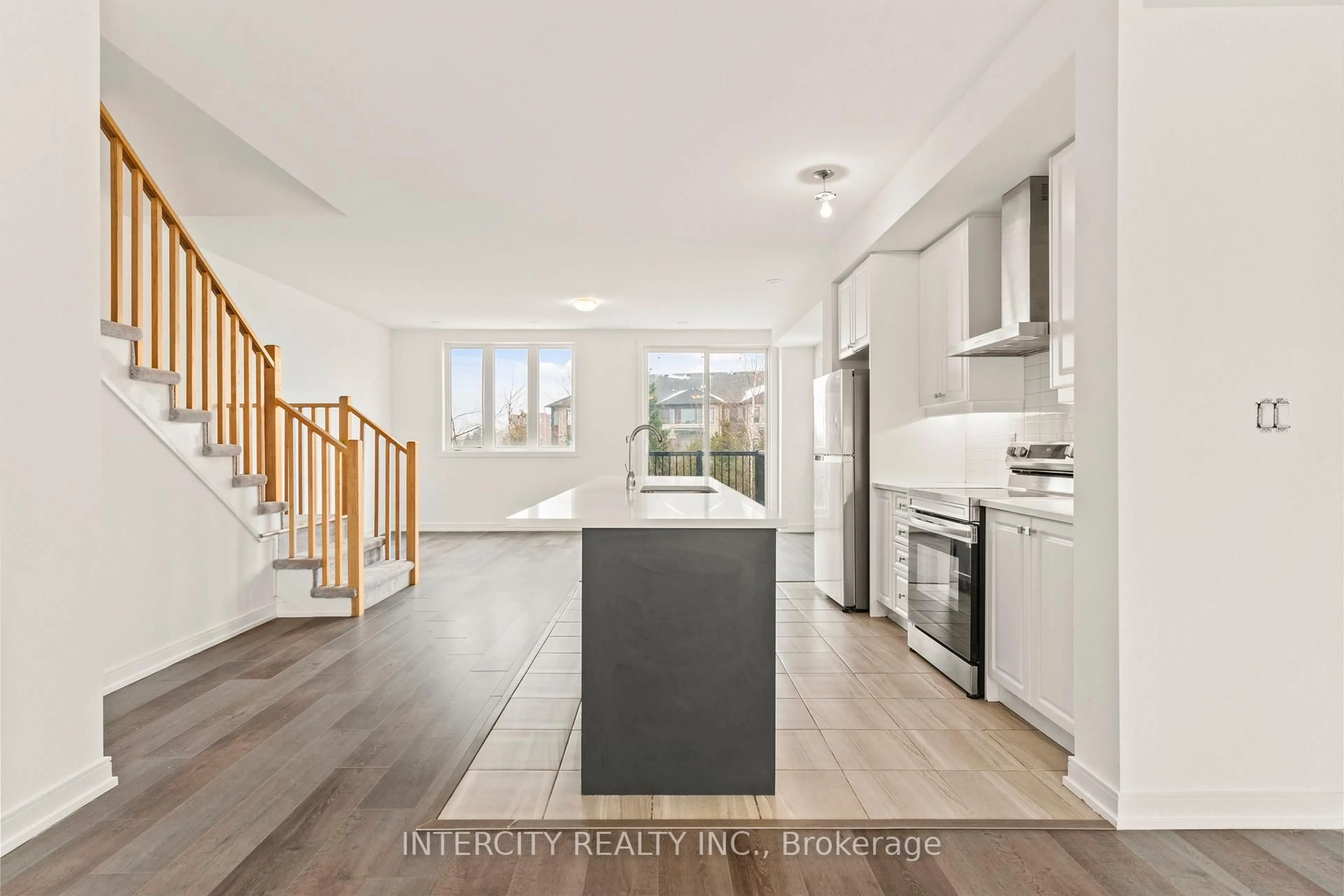 Open concept kitchen, unknown for 14 Blue Forest Cres, Barrie Ontario L9J 0N3