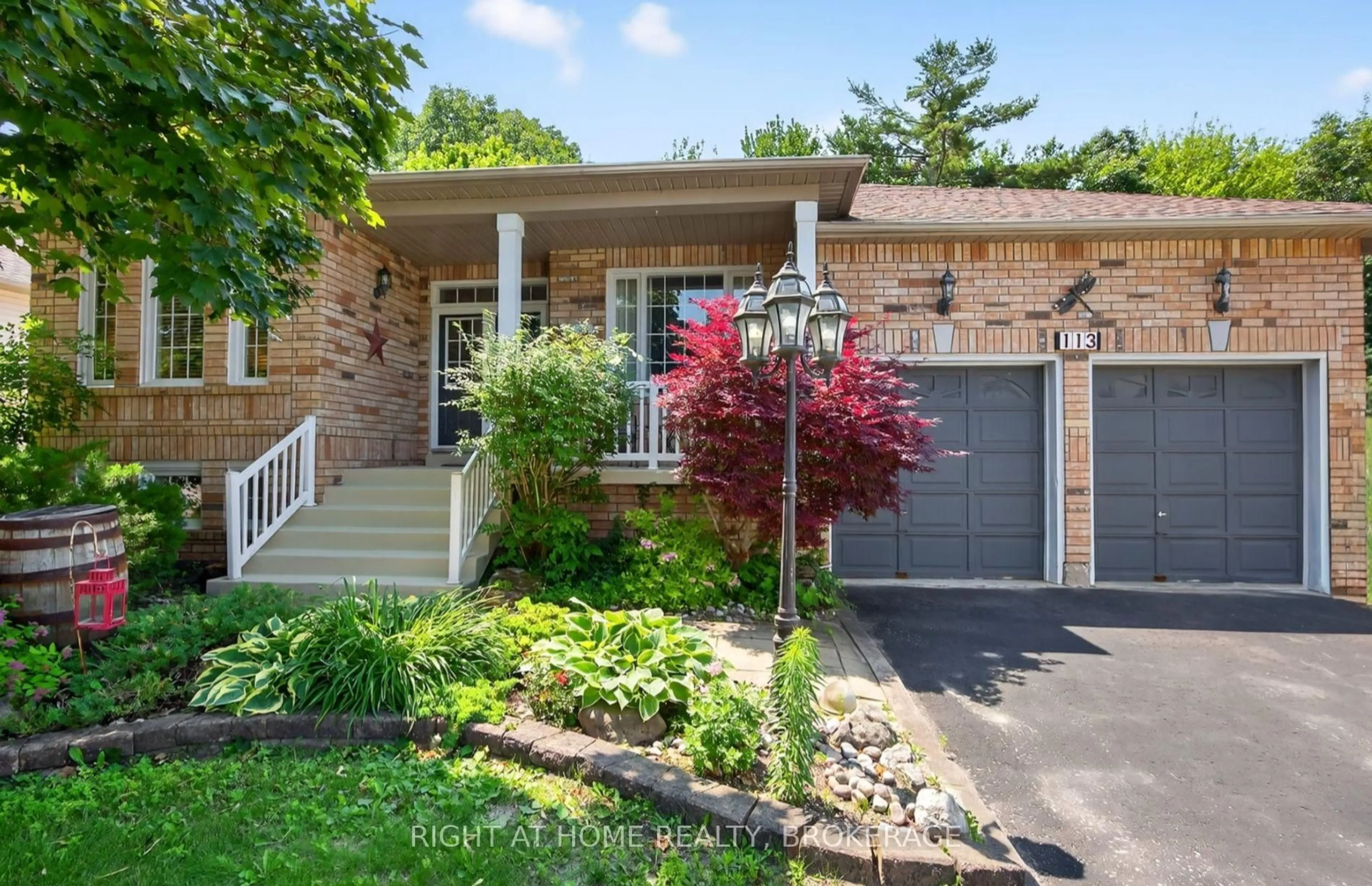 Home with brick exterior material, street for 113 SILVER BIRCH Ave, Wasaga Beach Ontario L9Z 1N2
