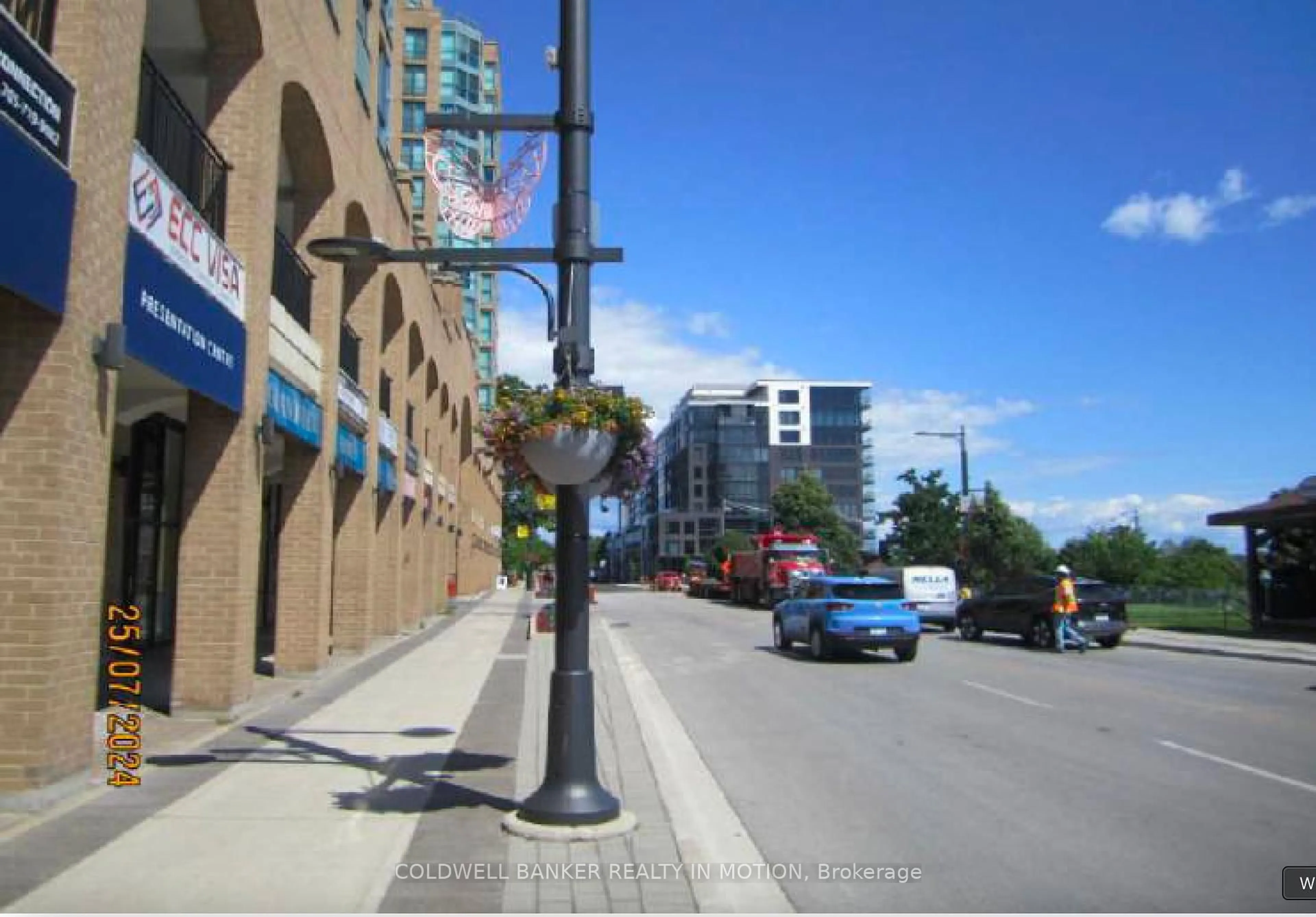 Blurry image for 140 Dunlop St #803, Barrie Ontario L4M 1B1