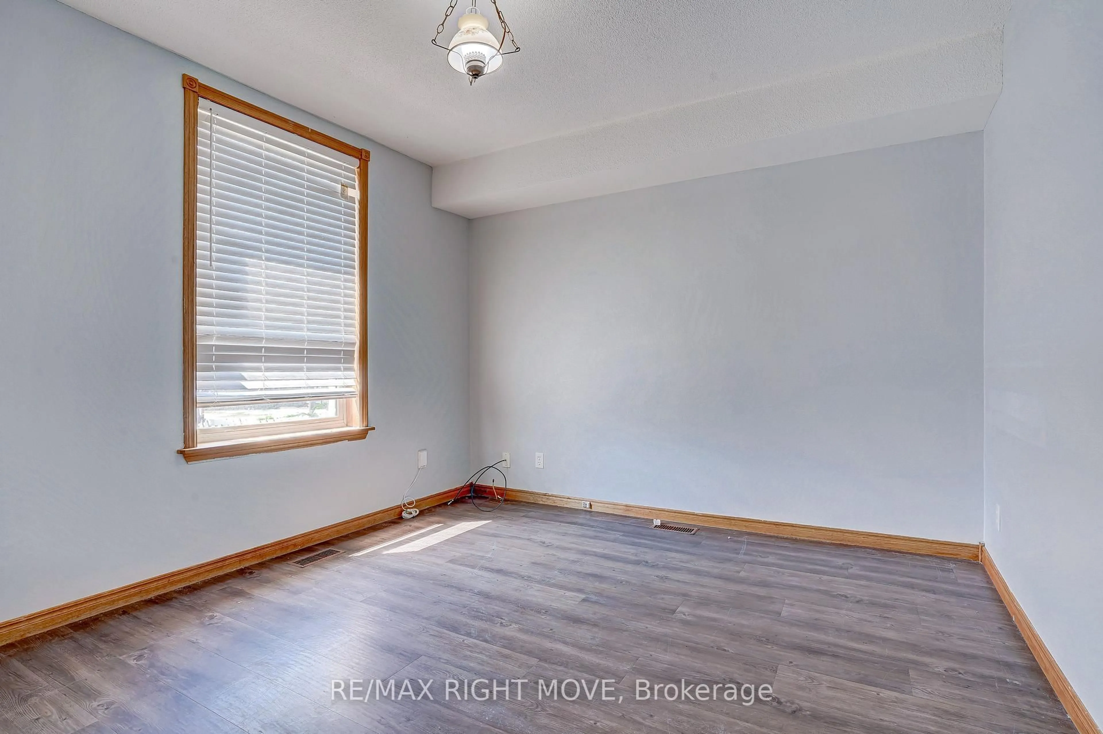 A pic of a room for 104 Nottawasaga St, Orillia Ontario L3V 3J6