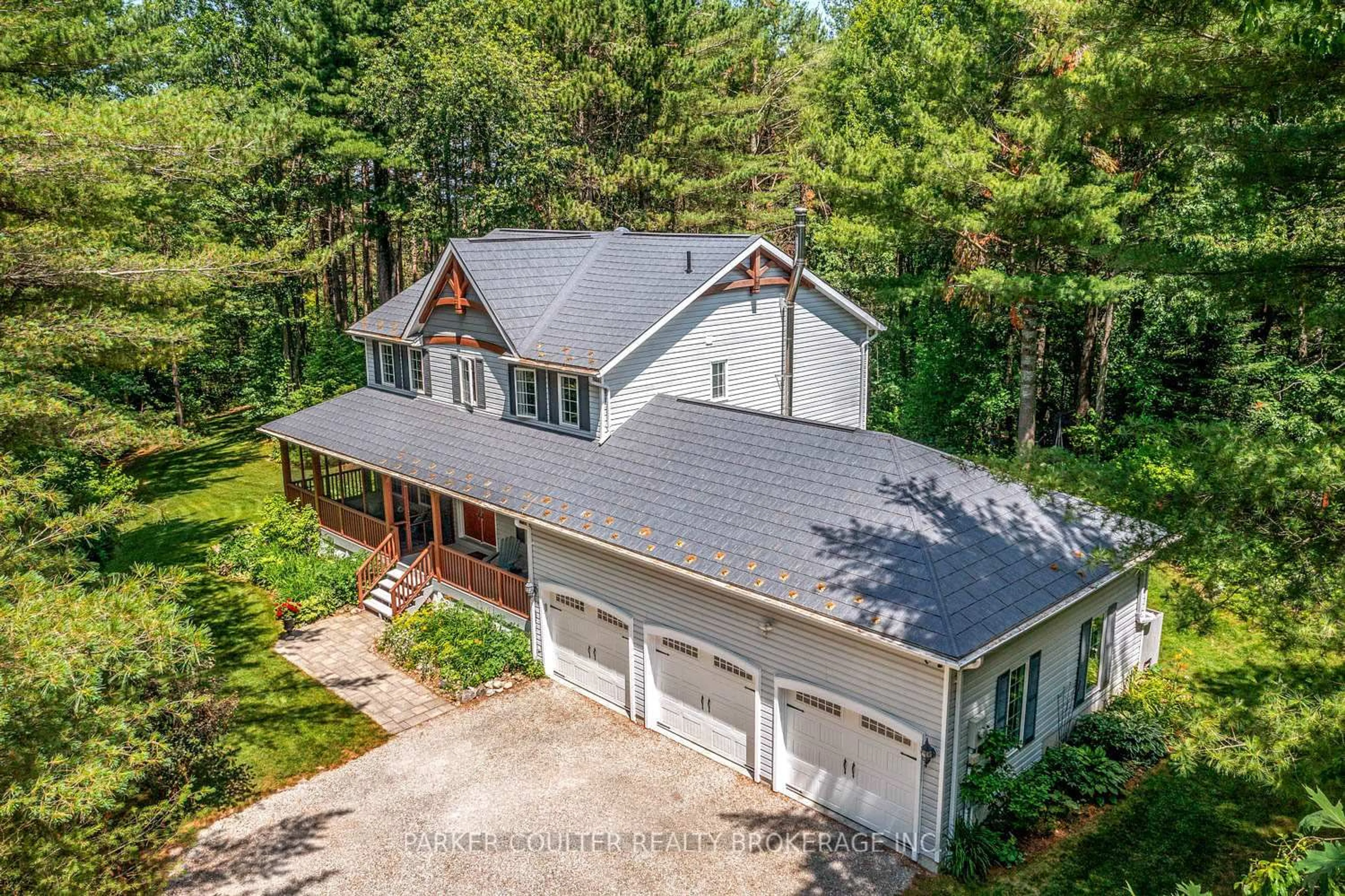 A pic from outside/outdoor area/front of a property/back of a property/a pic from drone, street for 29 Robert Blvd, Springwater Ontario L0L 1V0