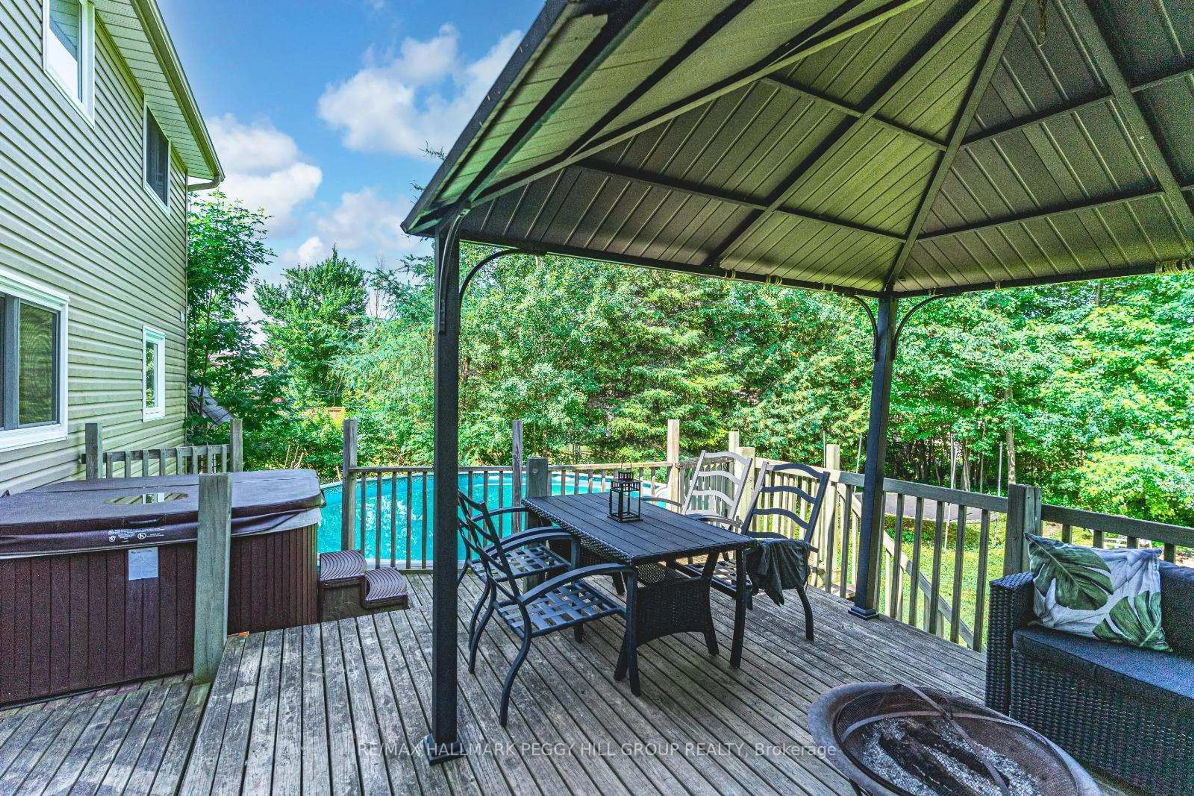 Patio, water/lake/river/ocean view for 26 Royal Beech Dr, Wasaga Beach Ontario L9Z 1H1
